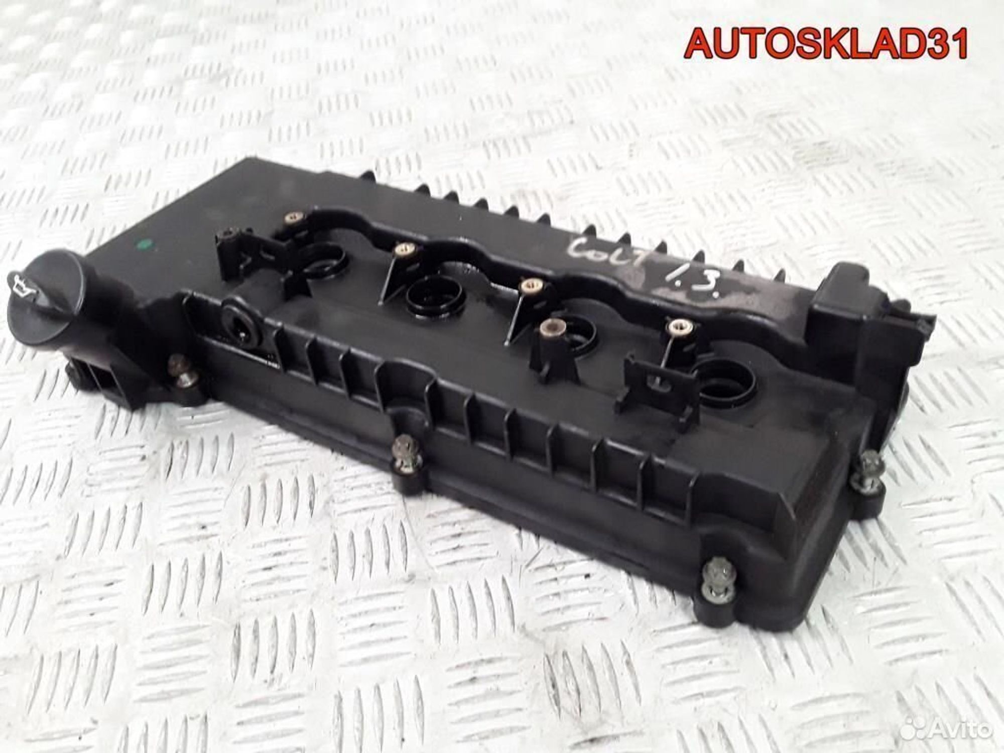 Крышка клапанная Mitsubishi Colt Z3 1,3 MN195623B, 2600 рублей, Дубовое