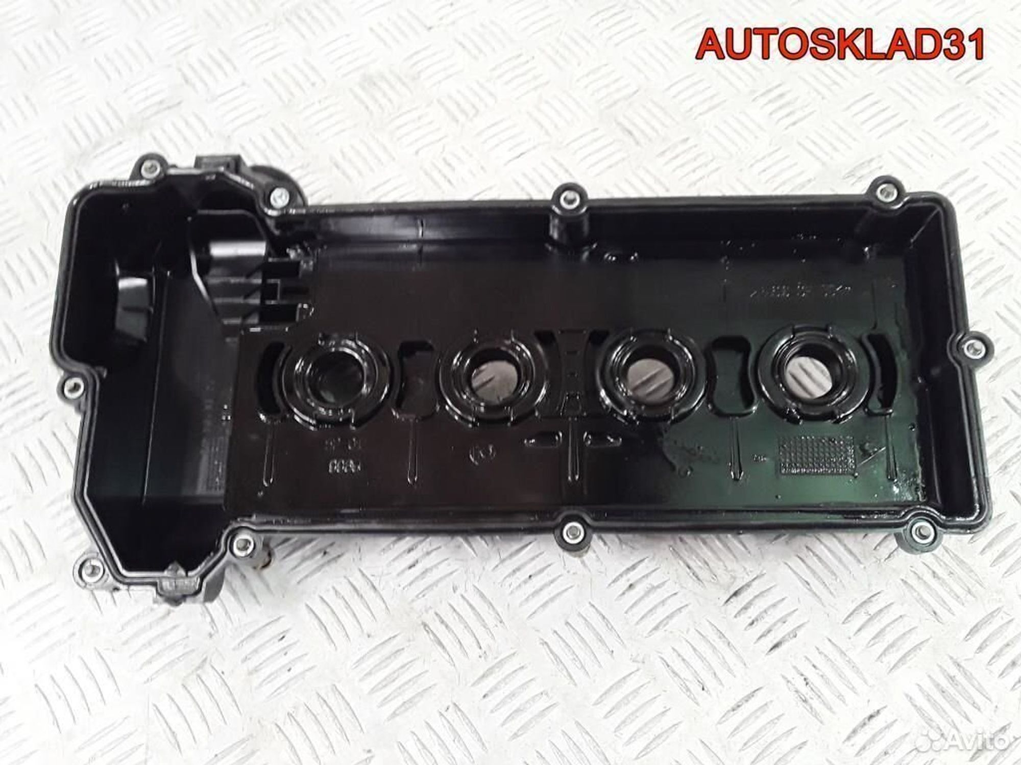 Крышка клапанная Mitsubishi Colt Z3 1,3 MN195623B, 2600 рублей, Дубовое