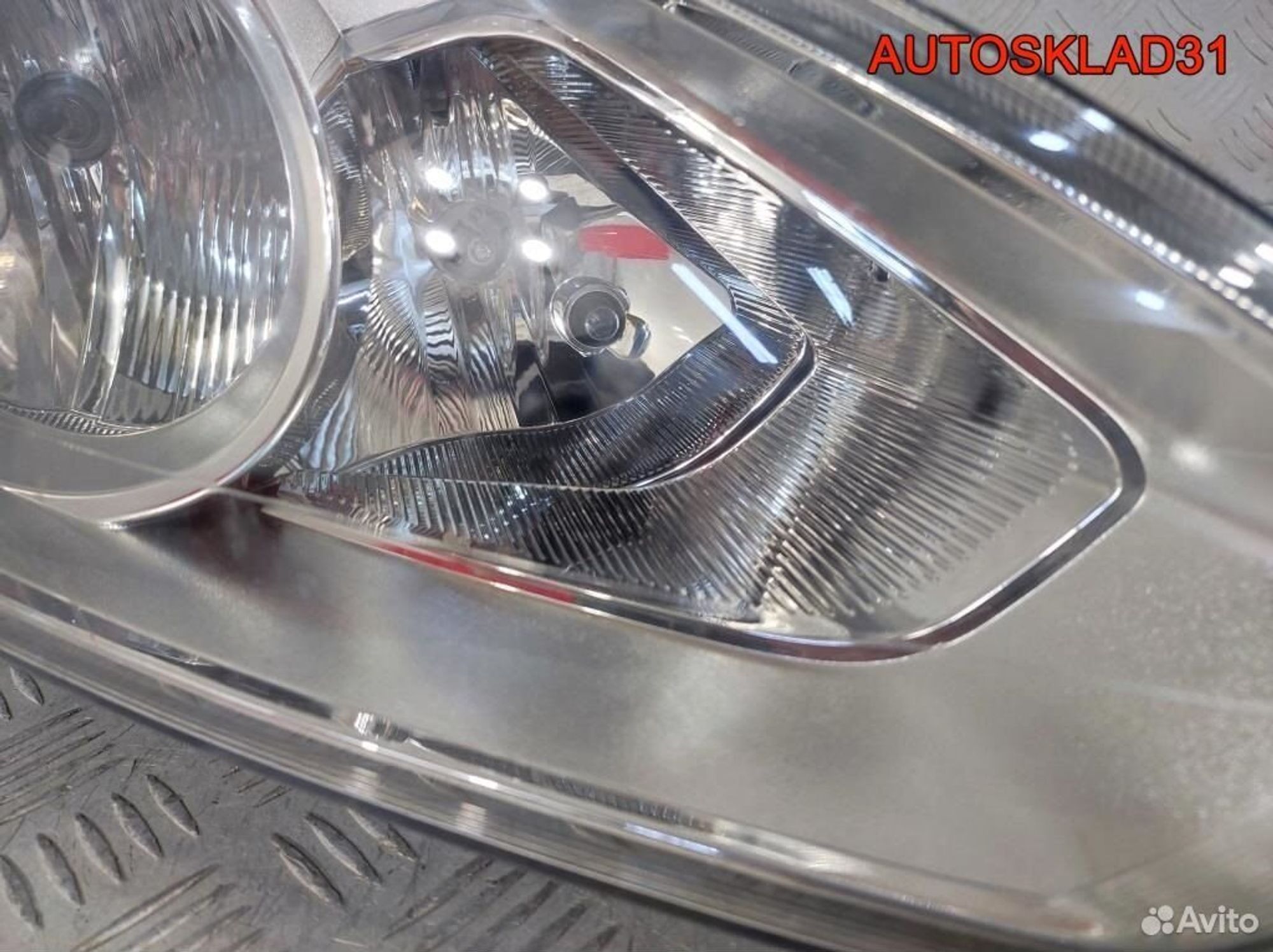 Фара правая Ford C-Max AM5113W029AF, 12200 рублей, Дубовое