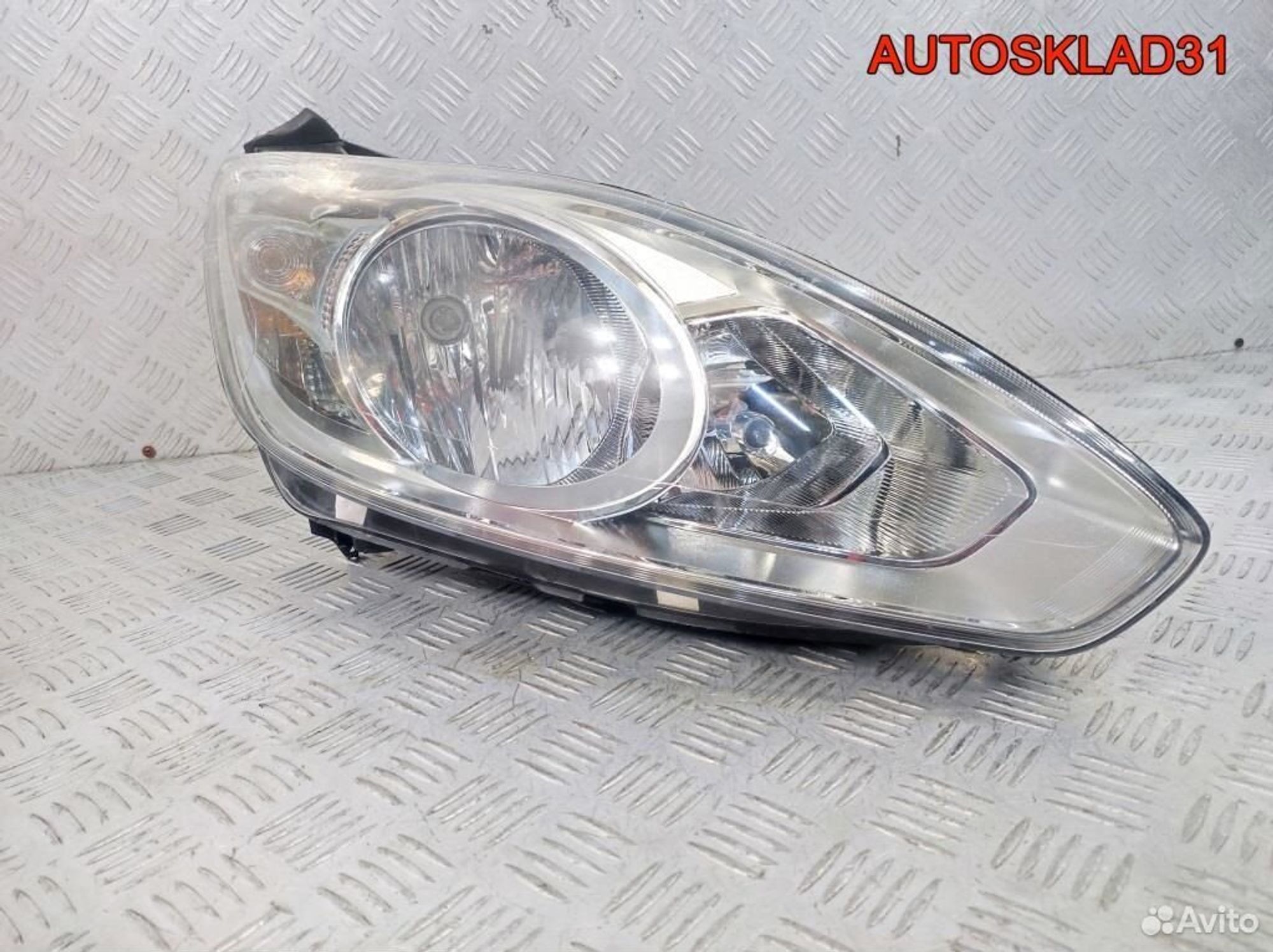 Фара правая Ford C-Max AM5113W029AF, 12200 рублей, Дубовое