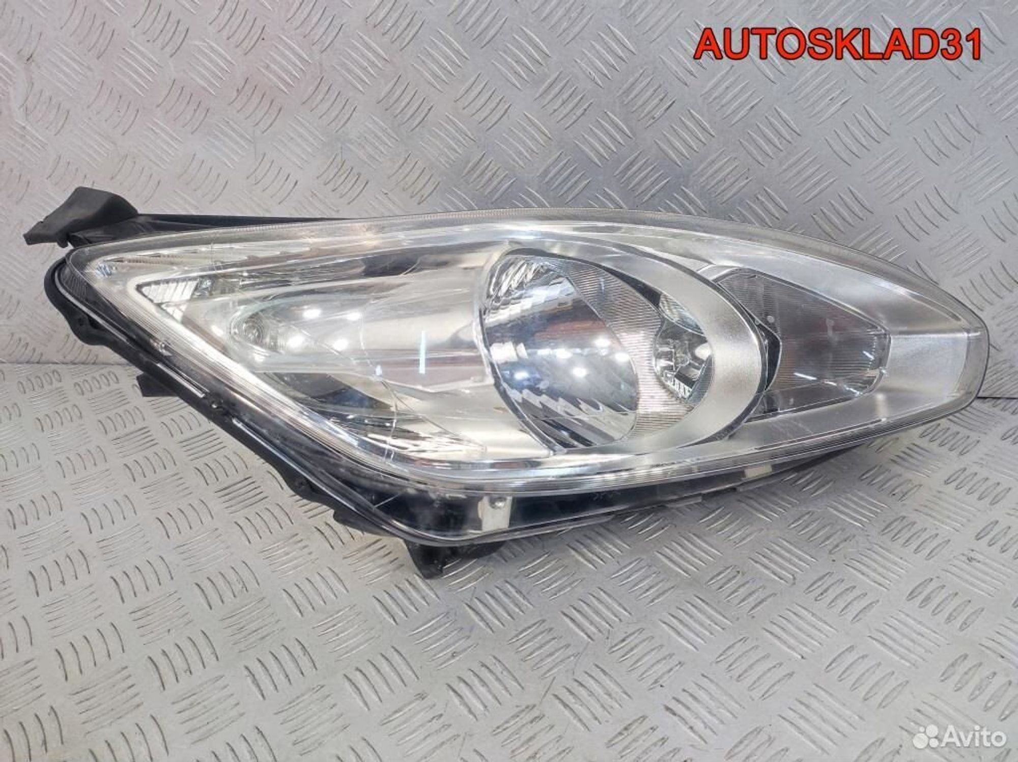 Фара правая Ford C-Max AM5113W029AF, 12200 рублей, Дубовое