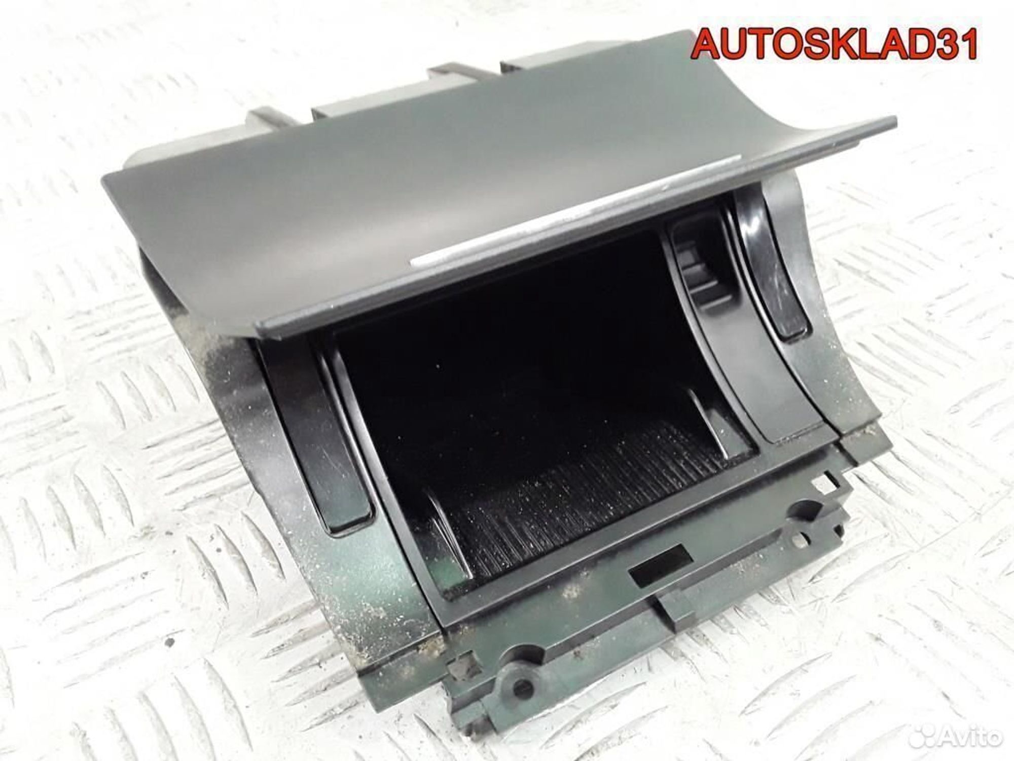 Пепельница передняя Skoda Octavia A5 1Z1863077A, 1200 рублей, Дубовое