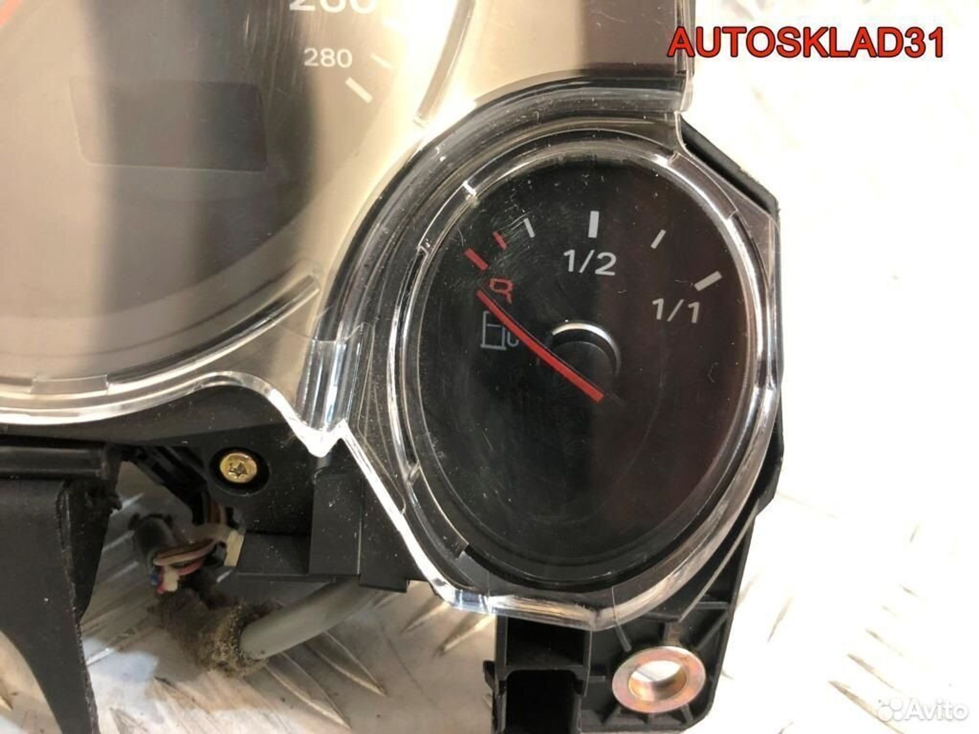 Панель приборов Audi A8 4E 6.0 BHT 4E0920930D, 9200 рублей, Дубовое