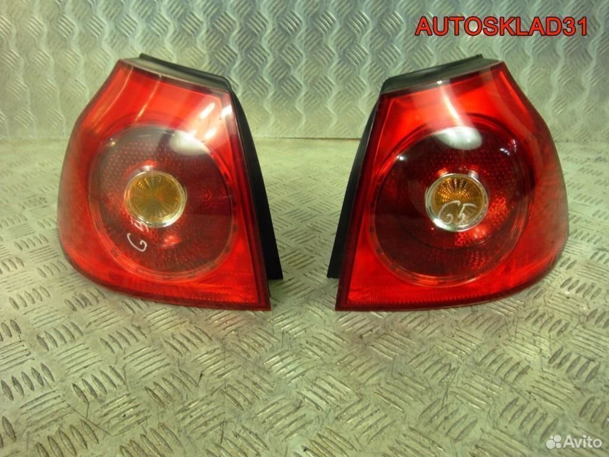 Фонарь задний наружный VW Golf 5 1K6945095G, 2600 рублей, Дубовое