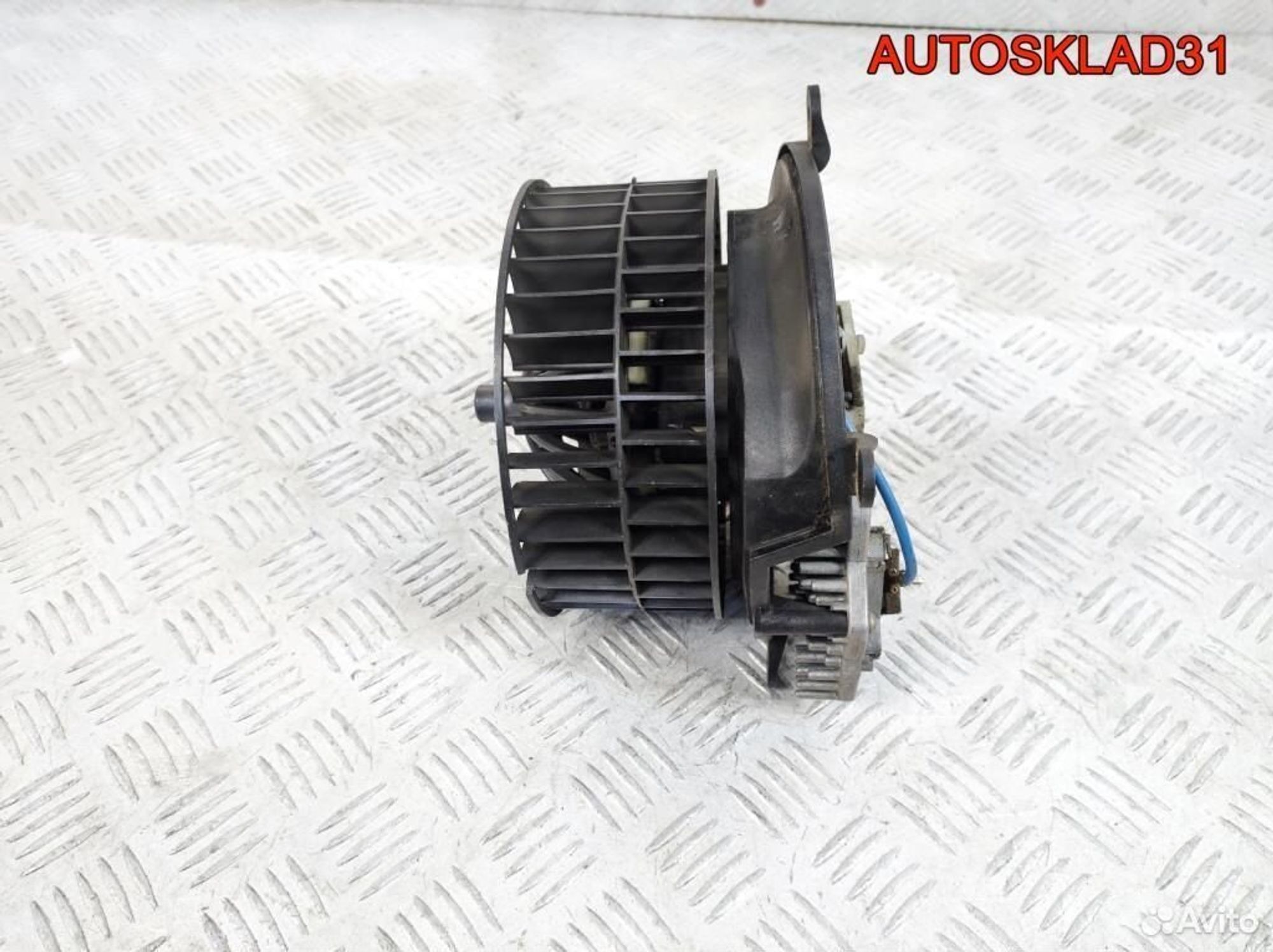 Моторчик отопителя Mercedes W210 A2108211551, 4100 рублей, Дубовое