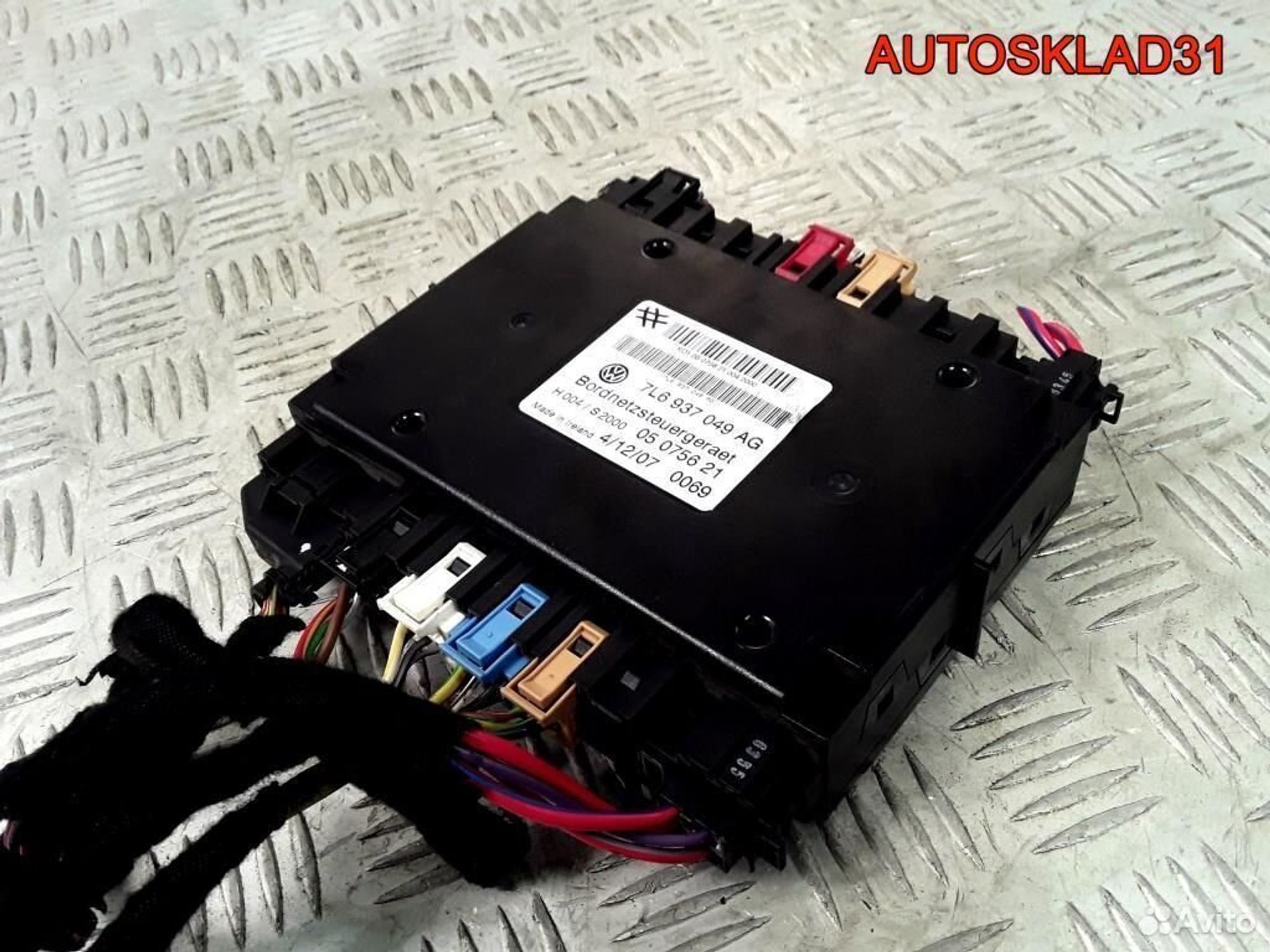 Блок управления бортовой сетью Туарег 7L6937049AG, 3600 рублей, Дубовое