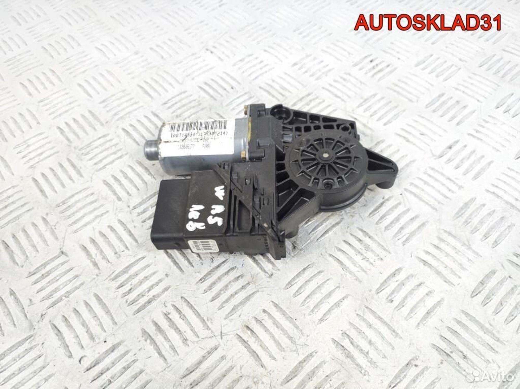 Моторчик стеклоподъёмника VW Passat B5 3B9839751CD, 800 рублей, Дубовое