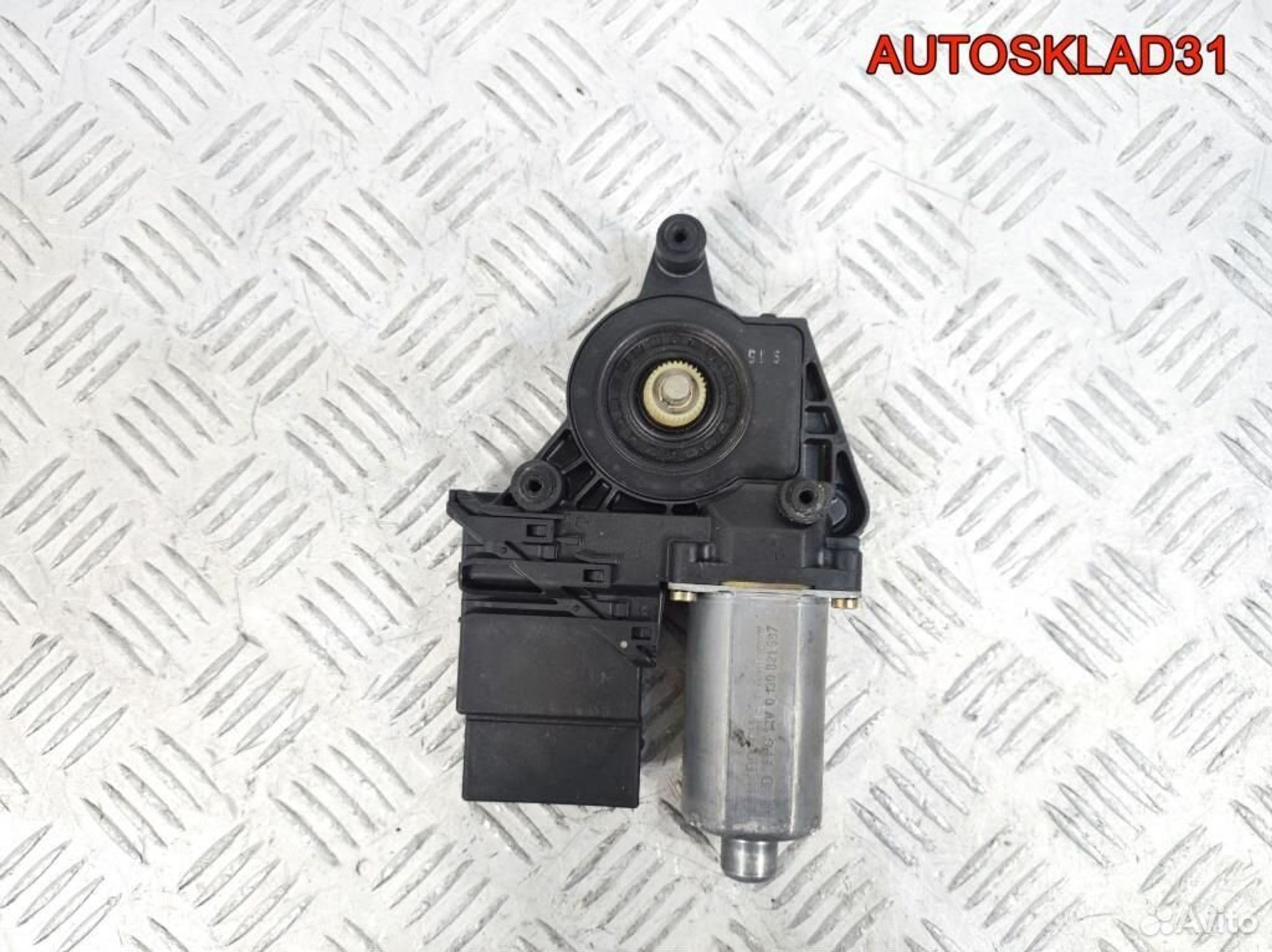 Моторчик стеклоподъёмника VW Passat B5 3B9839751CD, 800 рублей, Дубовое