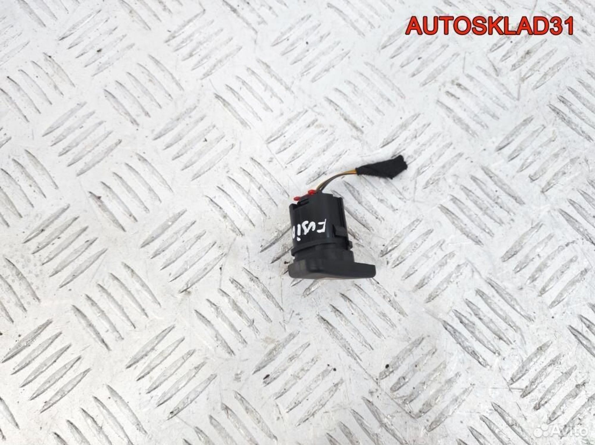 Кнопка аварийной сигнализации Ford Fusion, 600 рублей, Дубовое