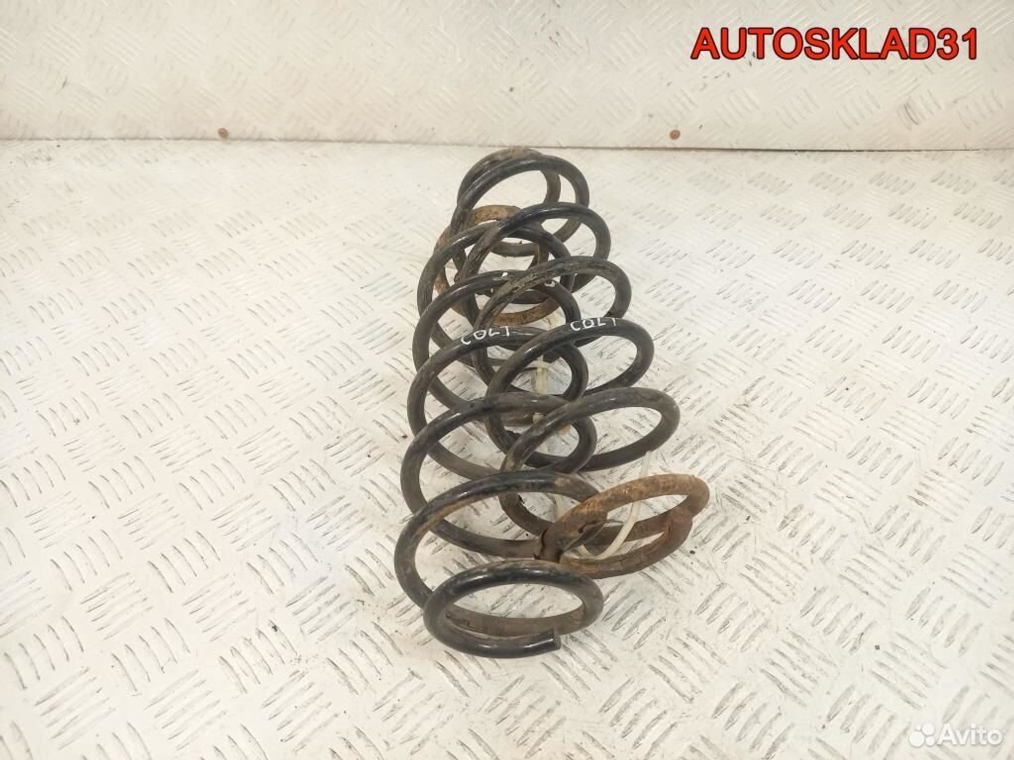 Пружина задняя Mitsubishi Colt Z3 MN125797, 900 рублей, Дубовое