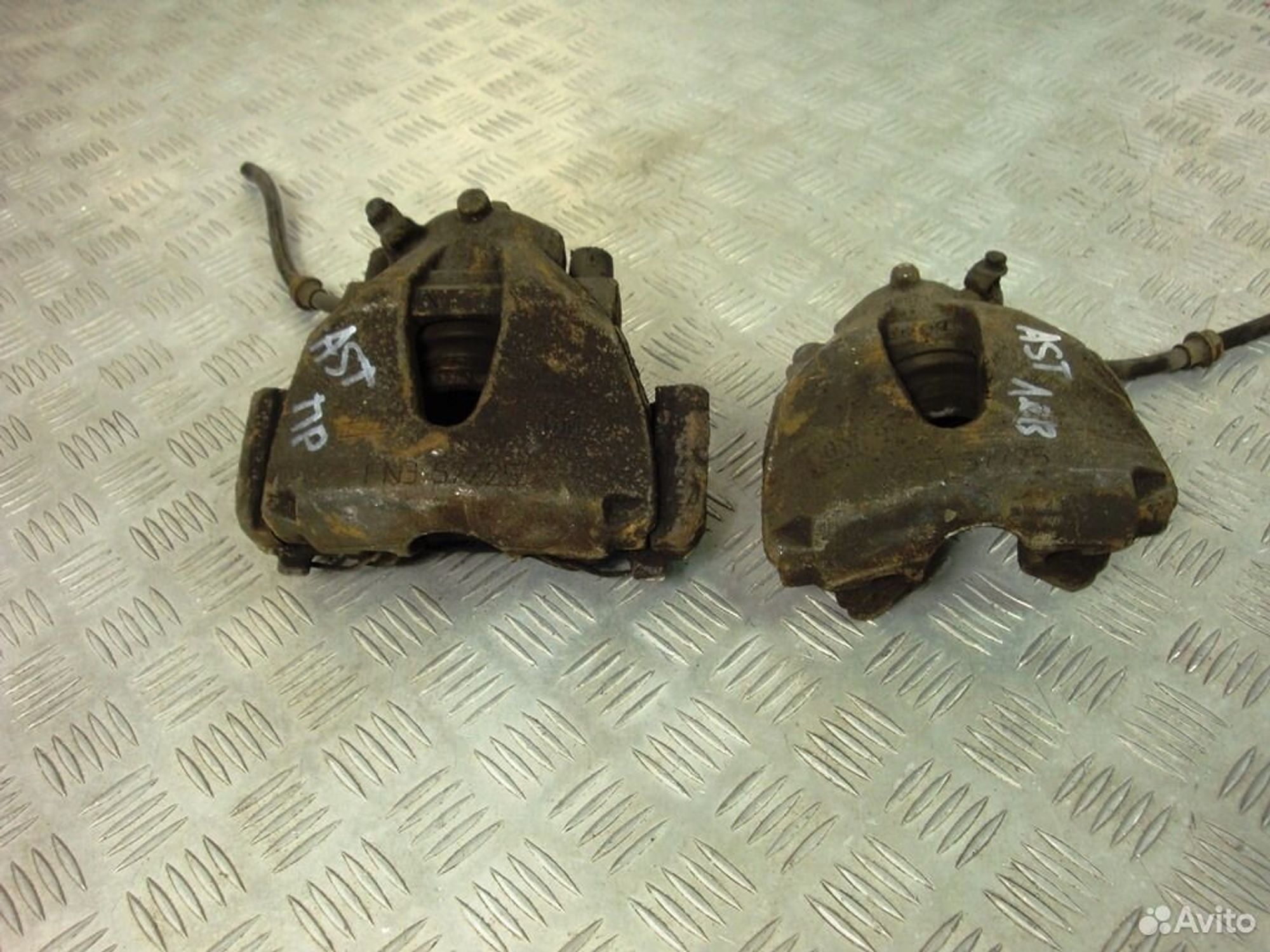 Суппорта тормозной передний Opel Astra H, 700 рублей, Дубовое