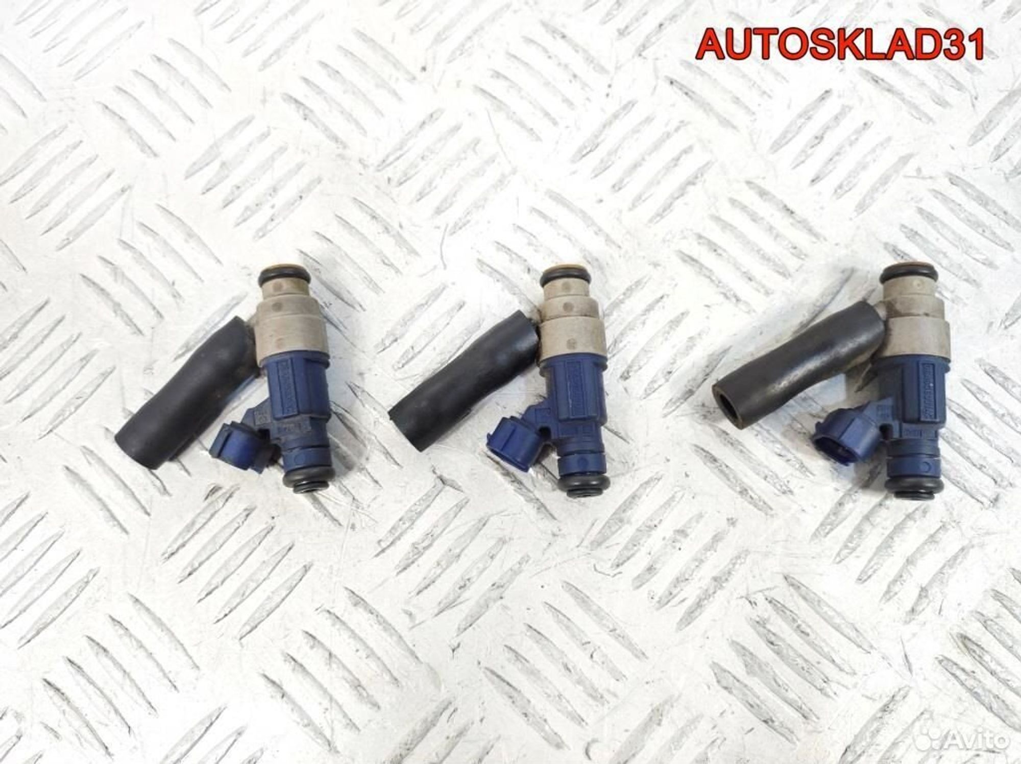 Форсунка инжекторная VW Golf 4 2,0 AZJ 06A906031AC, 1100 рублей, Дубовое