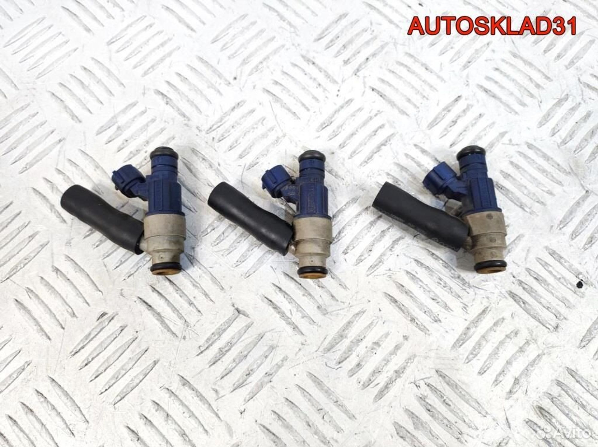 Форсунка инжекторная VW Golf 4 2,0 AZJ 06A906031AC, 1100 рублей, Дубовое