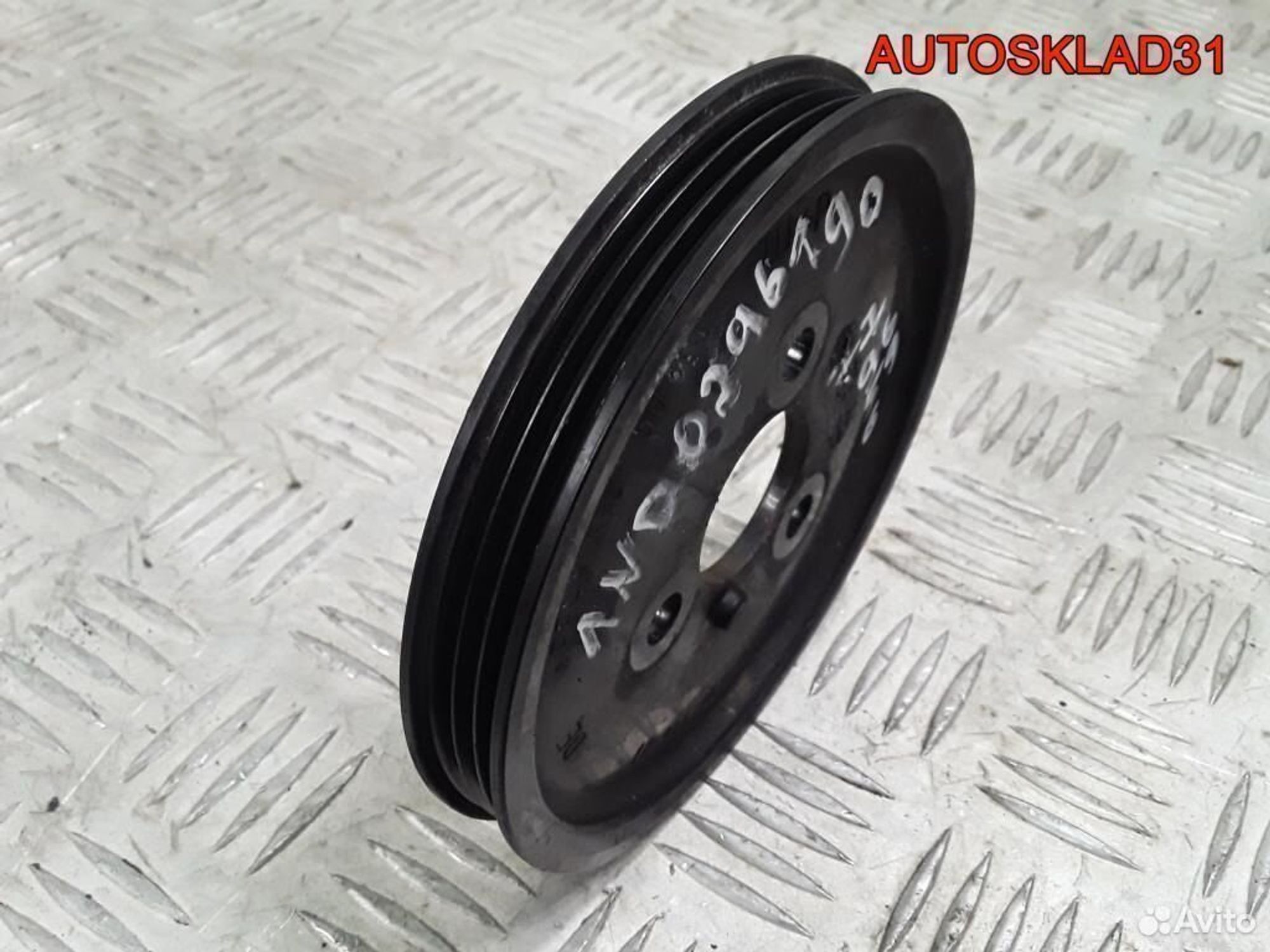 Шкив гидроусилителя Toyota Corolla E12 32427791356, 1200 рублей, Дубовое