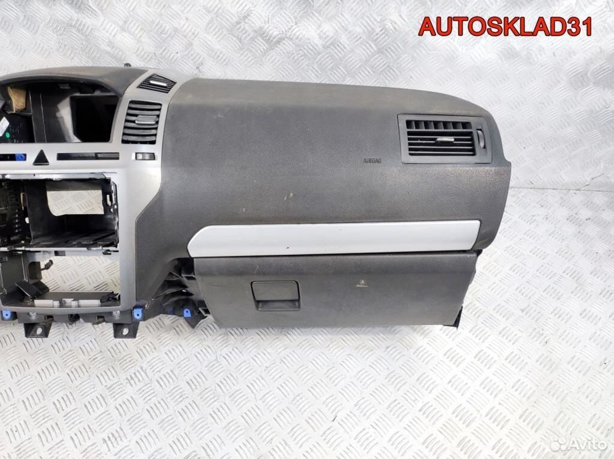 Торпедо Голое Opel Zafira B 13206043, 20700 рублей, Дубовое