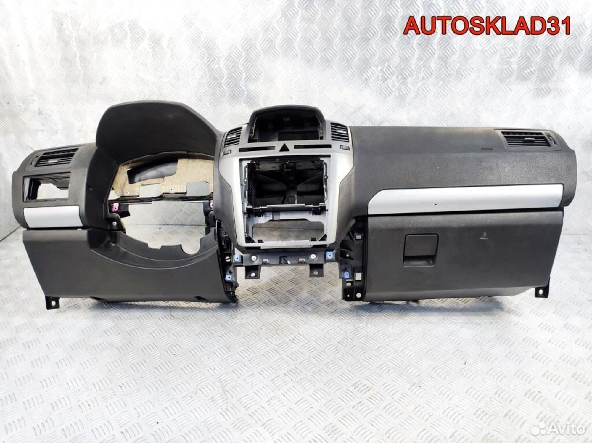 Торпедо Голое Opel Zafira B 13206043, 20700 рублей, Дубовое