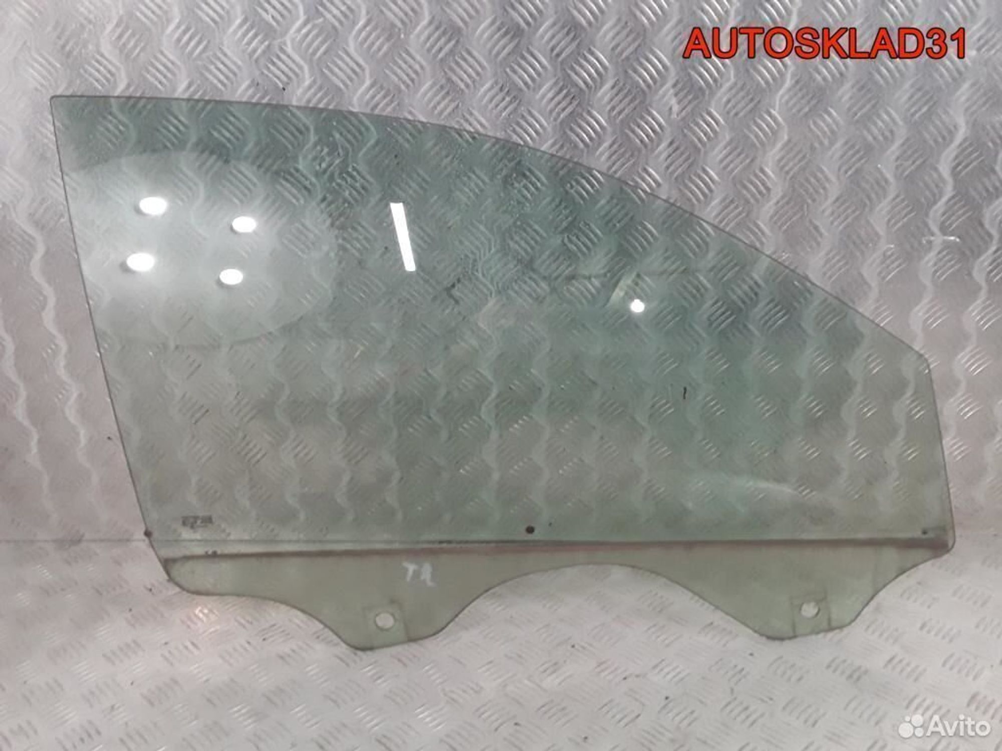 Стекло двери передней правой VW Touareg 7L0845202F, 1800 рублей, Дубовое