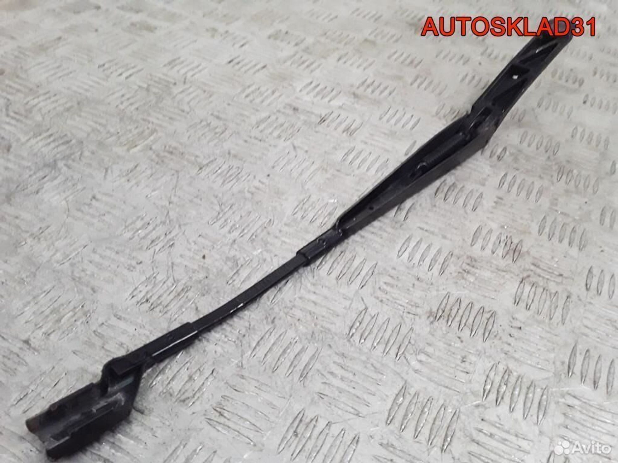 Поводок стеклоочистителя левый VW Golf 5 1Q1955409, 1100 рублей, Дубовое