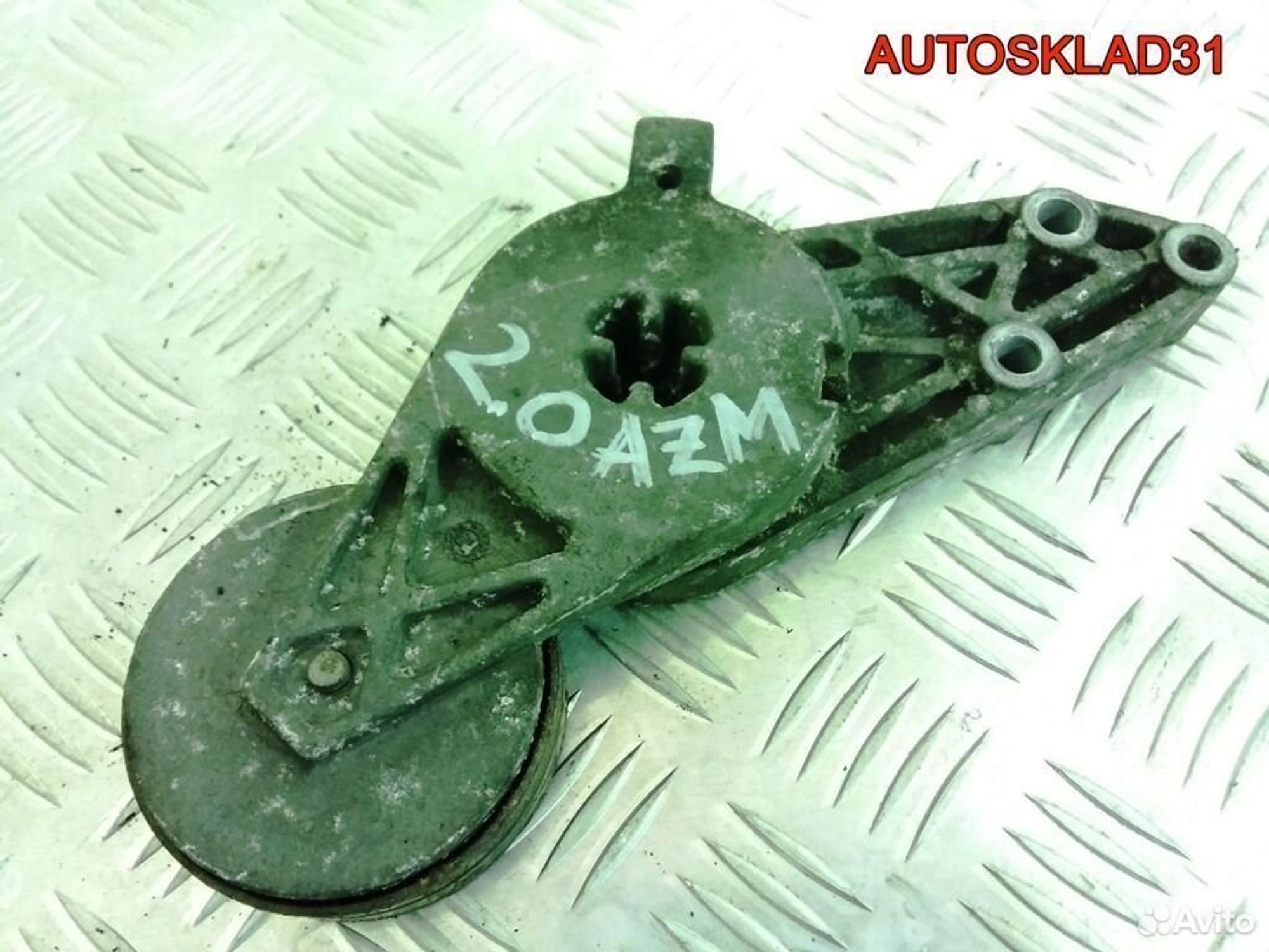 Натяжитель ремня VW Passat B5+ 2.0 AZM 058903133, 500 рублей, Дубовое