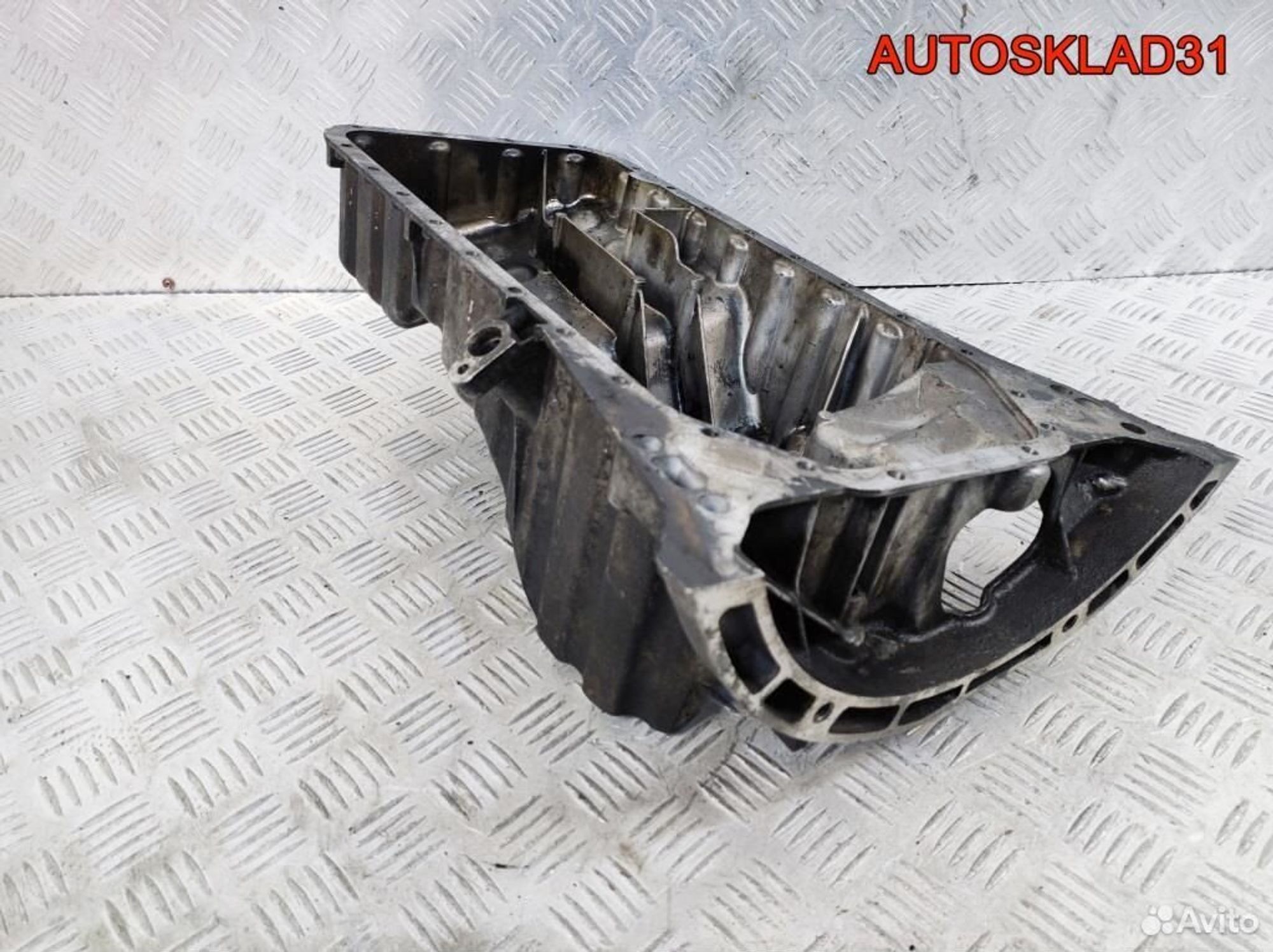 Поддон масляный двигателя Mercedes W203 6110140602, 1700 рублей, Дубовое