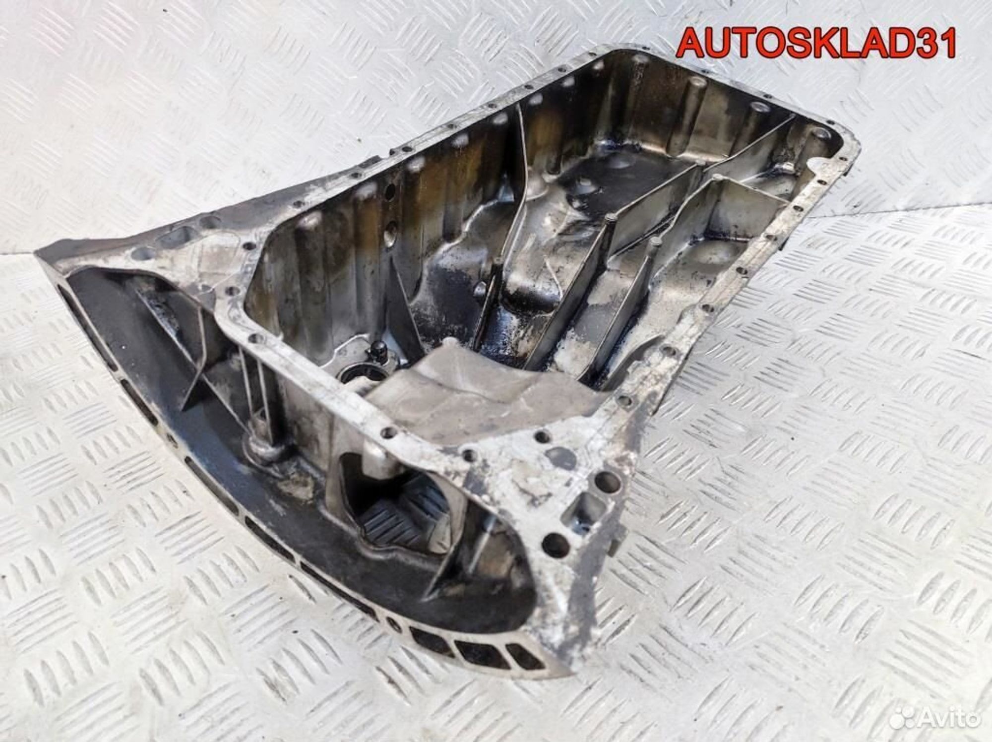 Поддон масляный двигателя Mercedes W203 6110140602, 1700 рублей, Дубовое