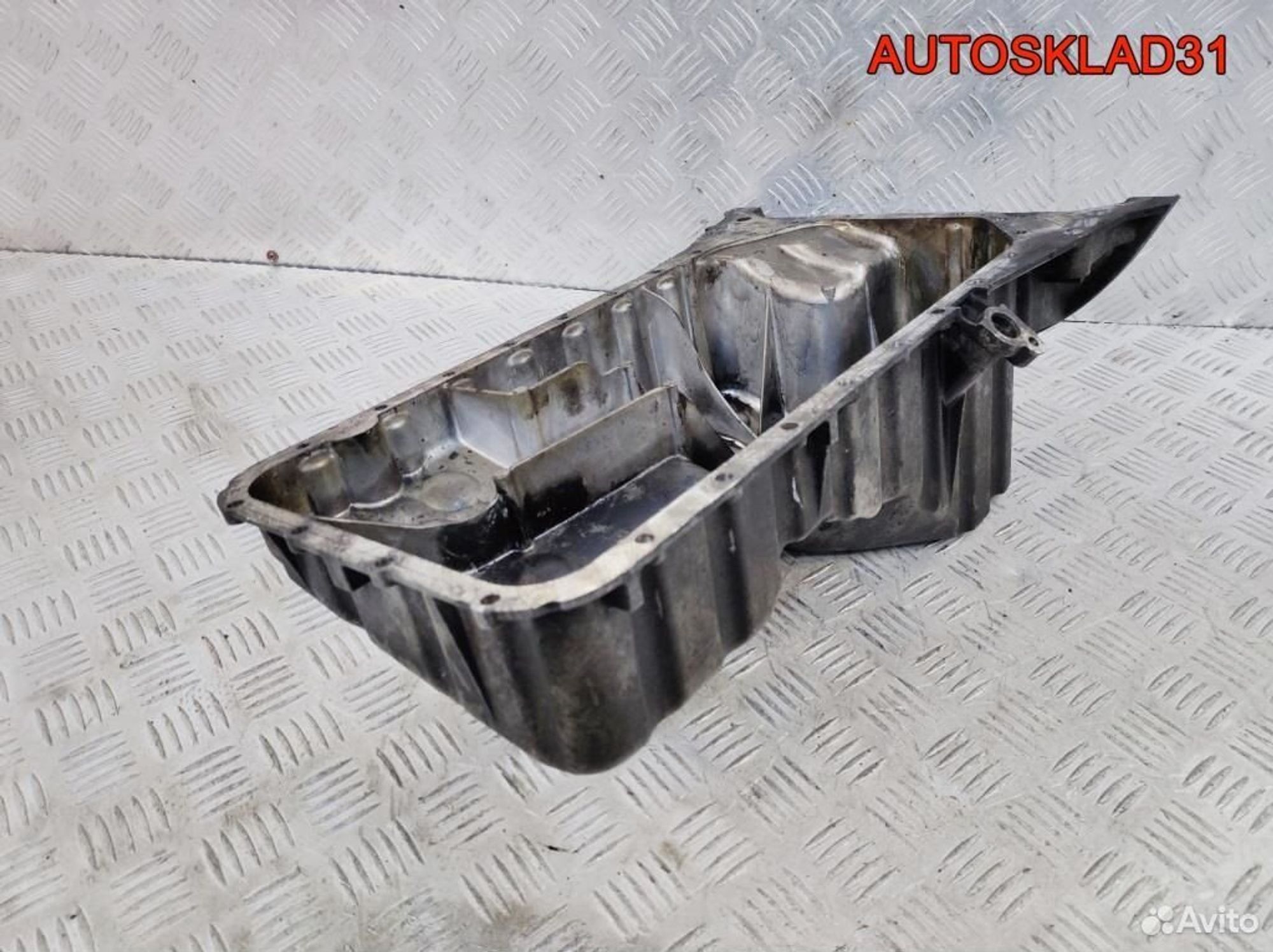 Поддон масляный двигателя Mercedes W203 6110140602, 1700 рублей, Дубовое