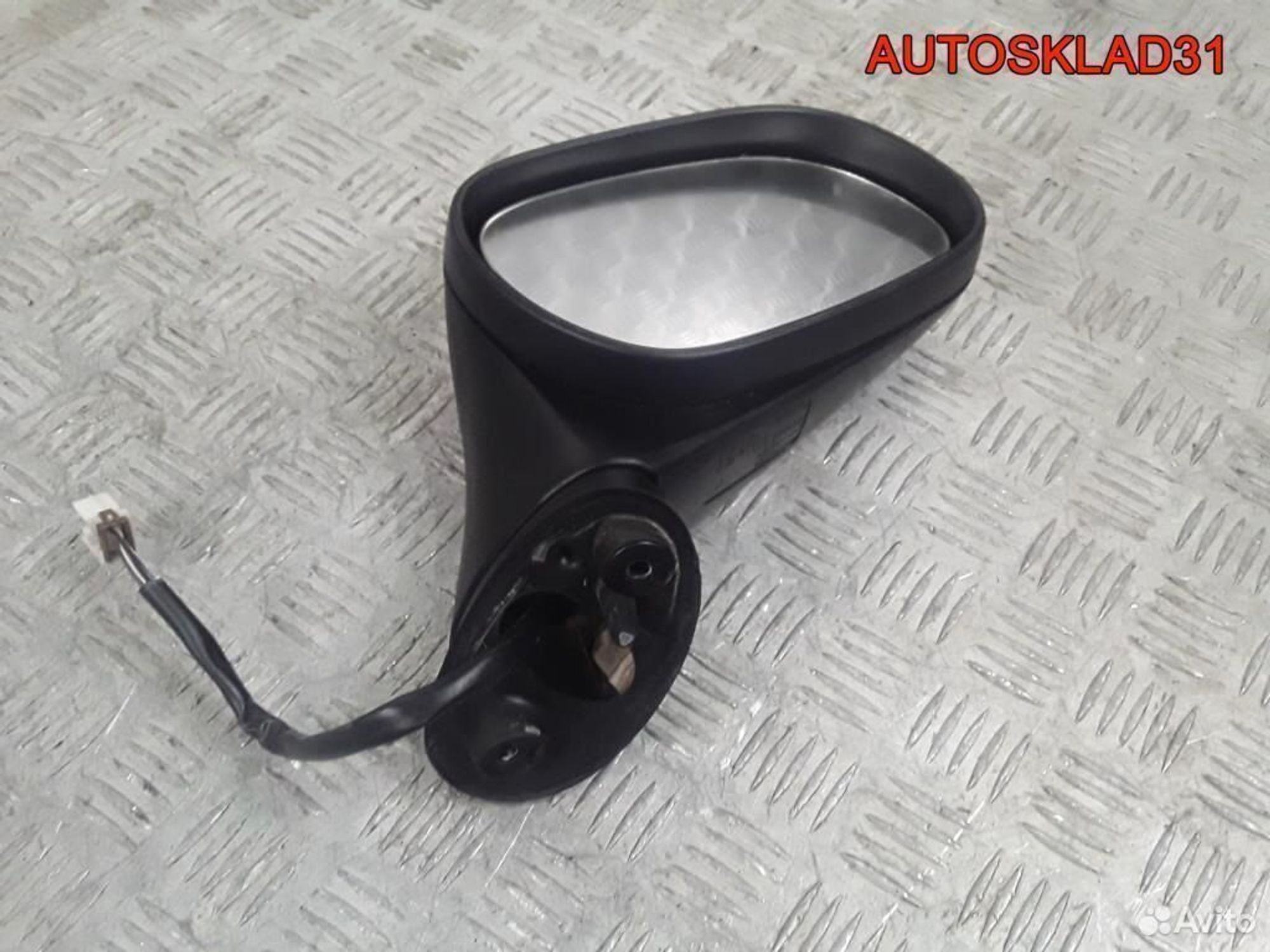 Зеркало правое Mitsubishi Carisma DA MR912826, 4100 рублей, Дубовое