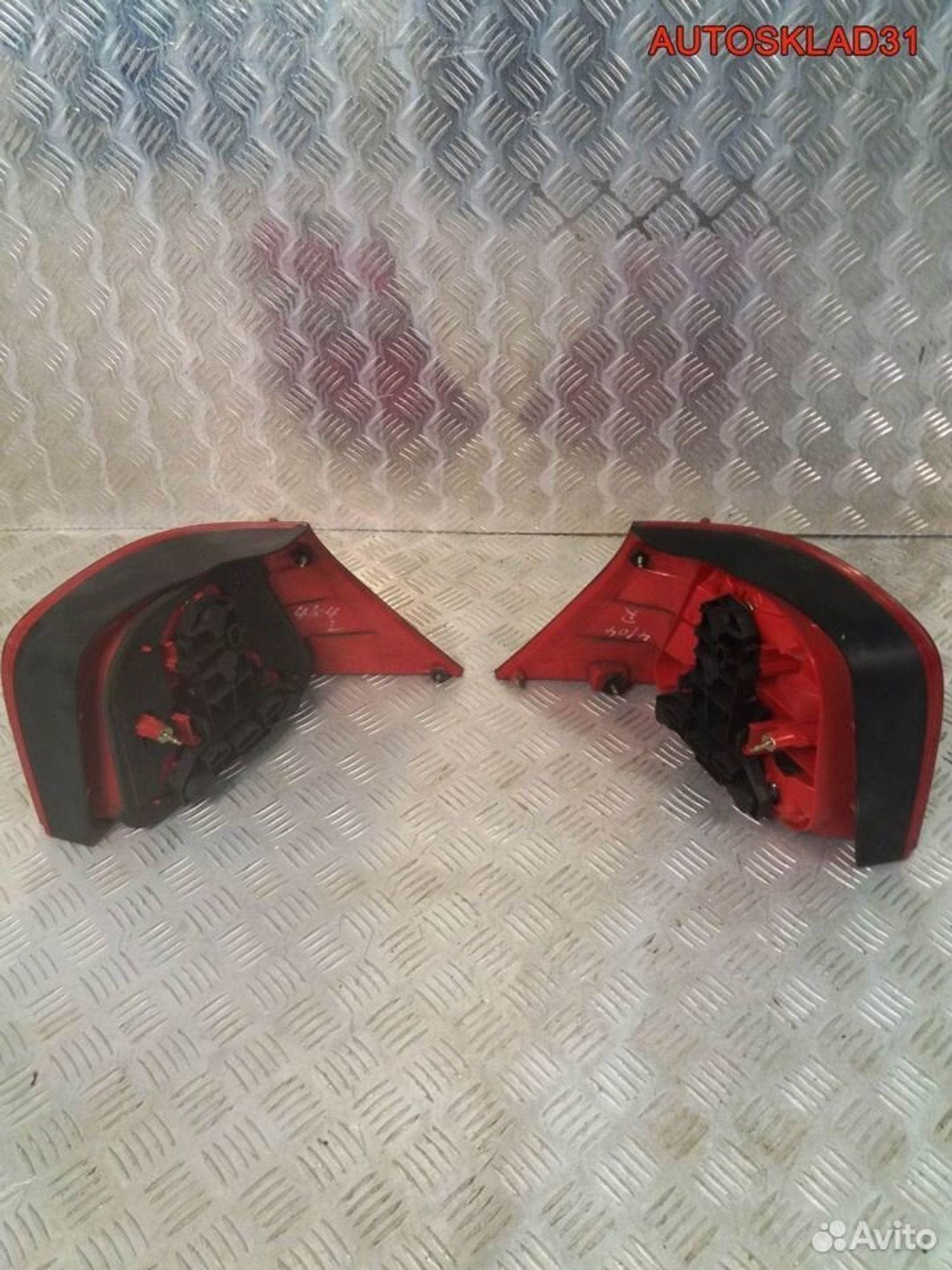 Фонари задние Volkswagen Golf 4 1J6945095B, 4500 рублей, Дубовое