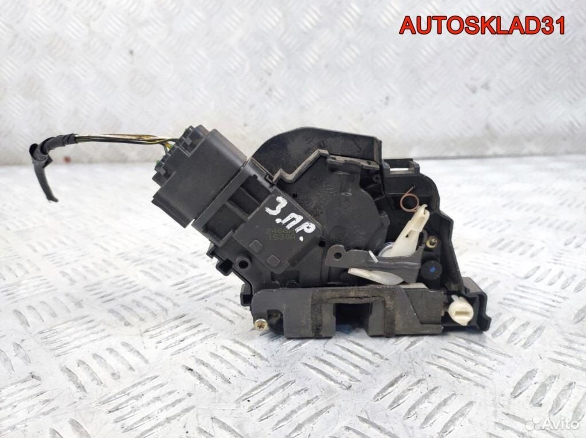 Замок двери задней правой Ford Focus 4M5AA26412BC, 2300 рублей, Дубовое