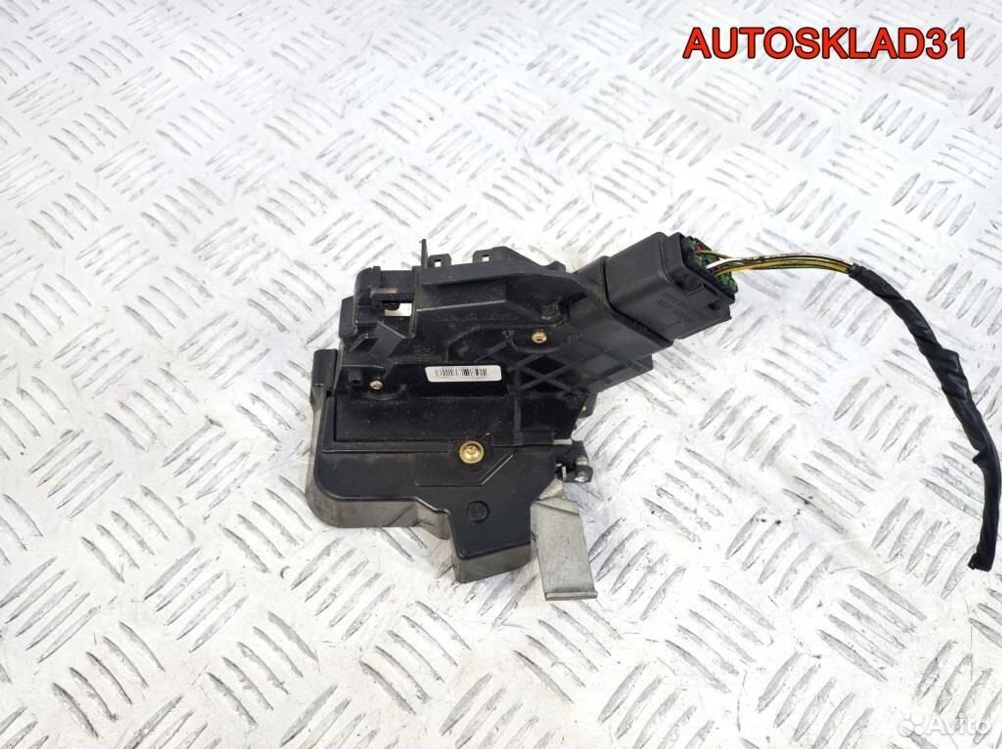Замок двери задней правой Ford Focus 4M5AA26412BC, 2300 рублей, Дубовое
