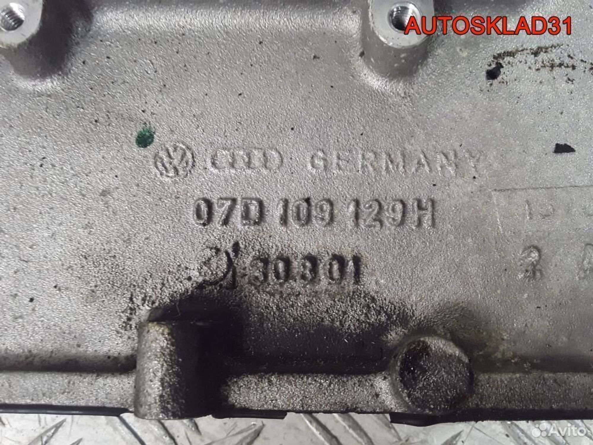 Крышка грм левая VW Passat B5+ 4.0 BDN 07D109129H, 1700 рублей, Дубовое