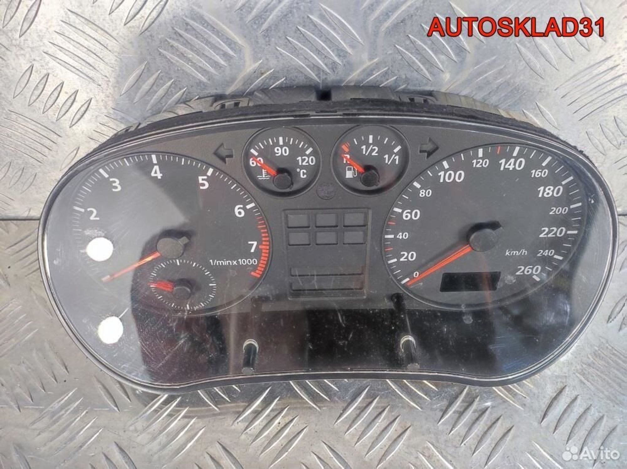 Панель приборов Audi A3 8L 8L0919860A Бензин, 3200 рублей, Дубовое