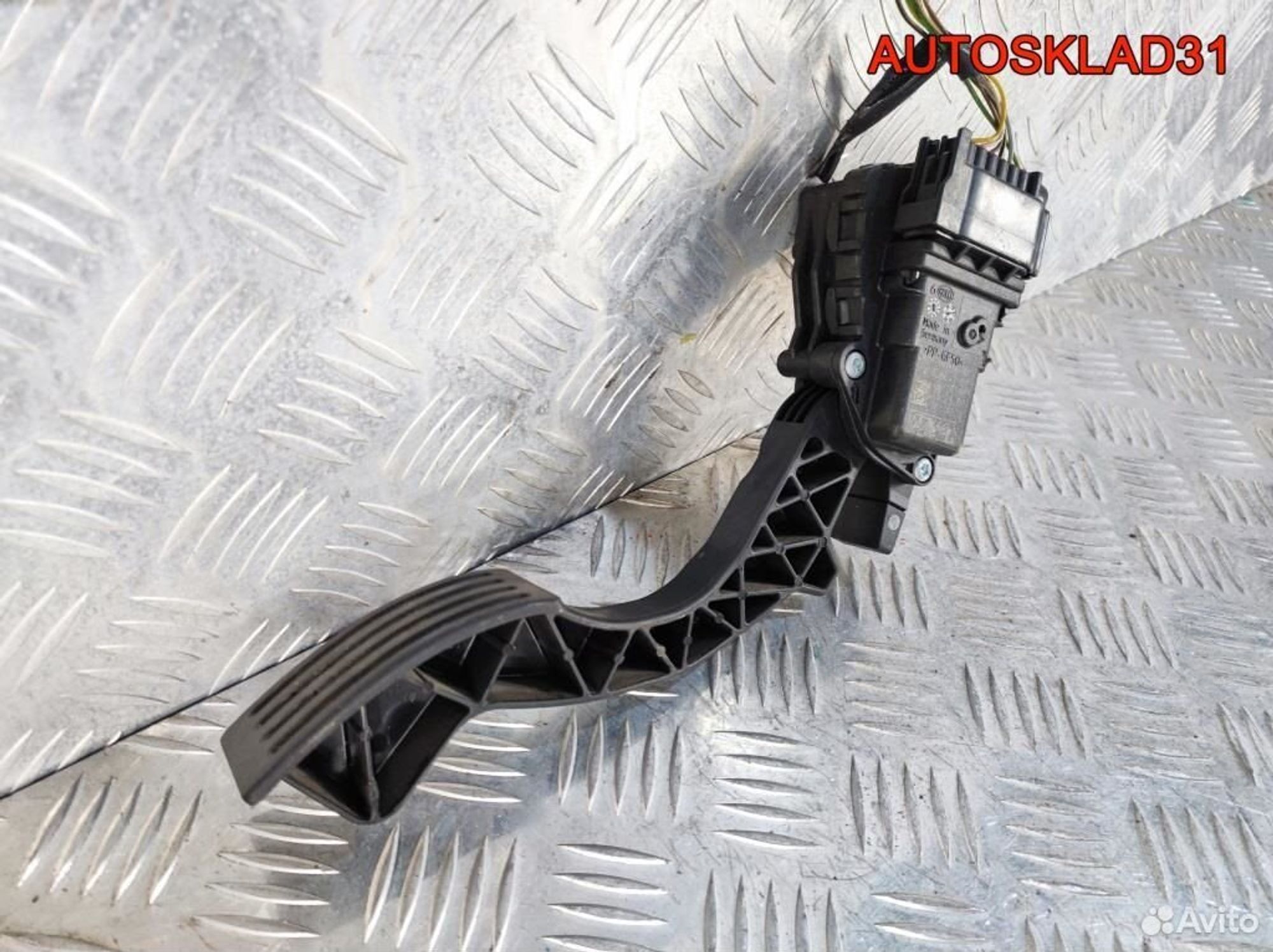 Педаль газа Ford Focus 2 4M519F836AH Дизель, 1700 рублей, Дубовое