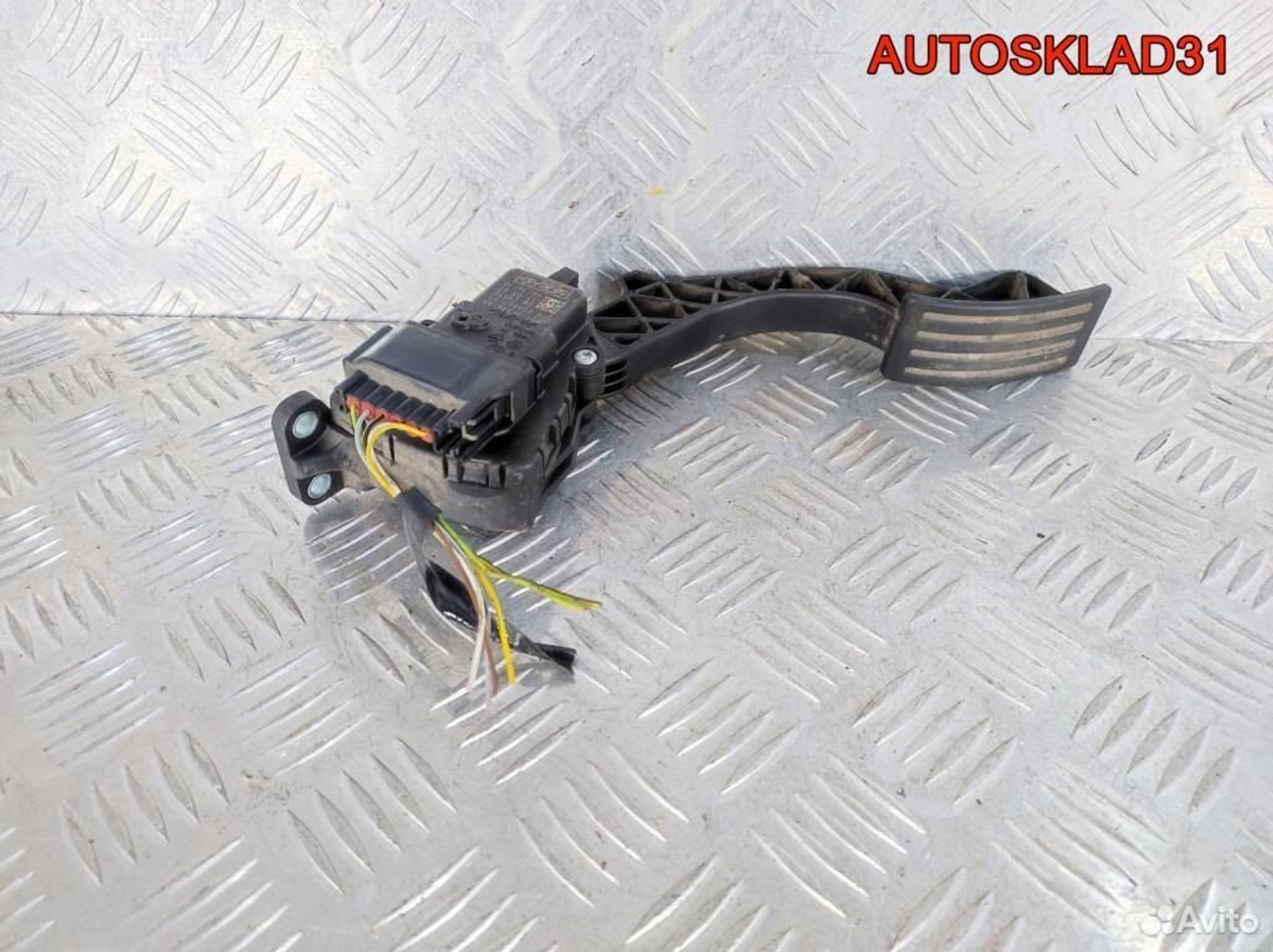 Педаль газа Ford Focus 2 4M519F836AH Дизель, 1700 рублей, Дубовое