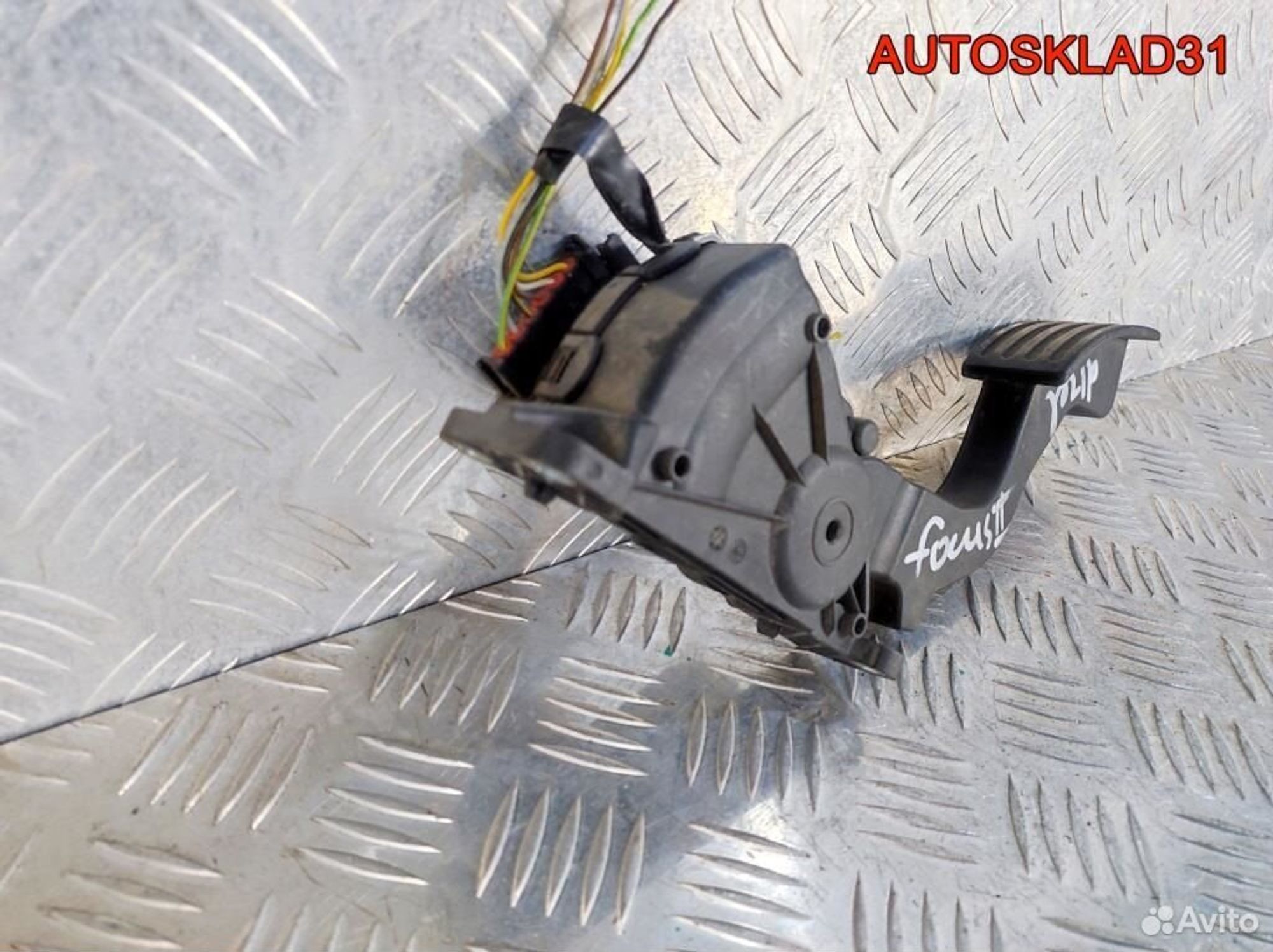 Педаль газа Ford Focus 2 4M519F836AH Дизель, 1700 рублей, Дубовое