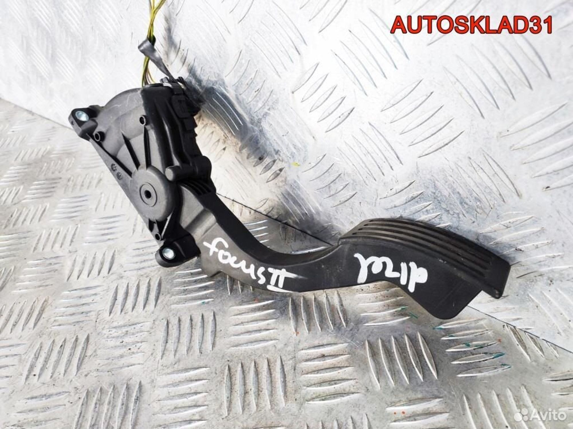 Педаль газа Ford Focus 2 4M519F836AH Дизель, 1700 рублей, Дубовое