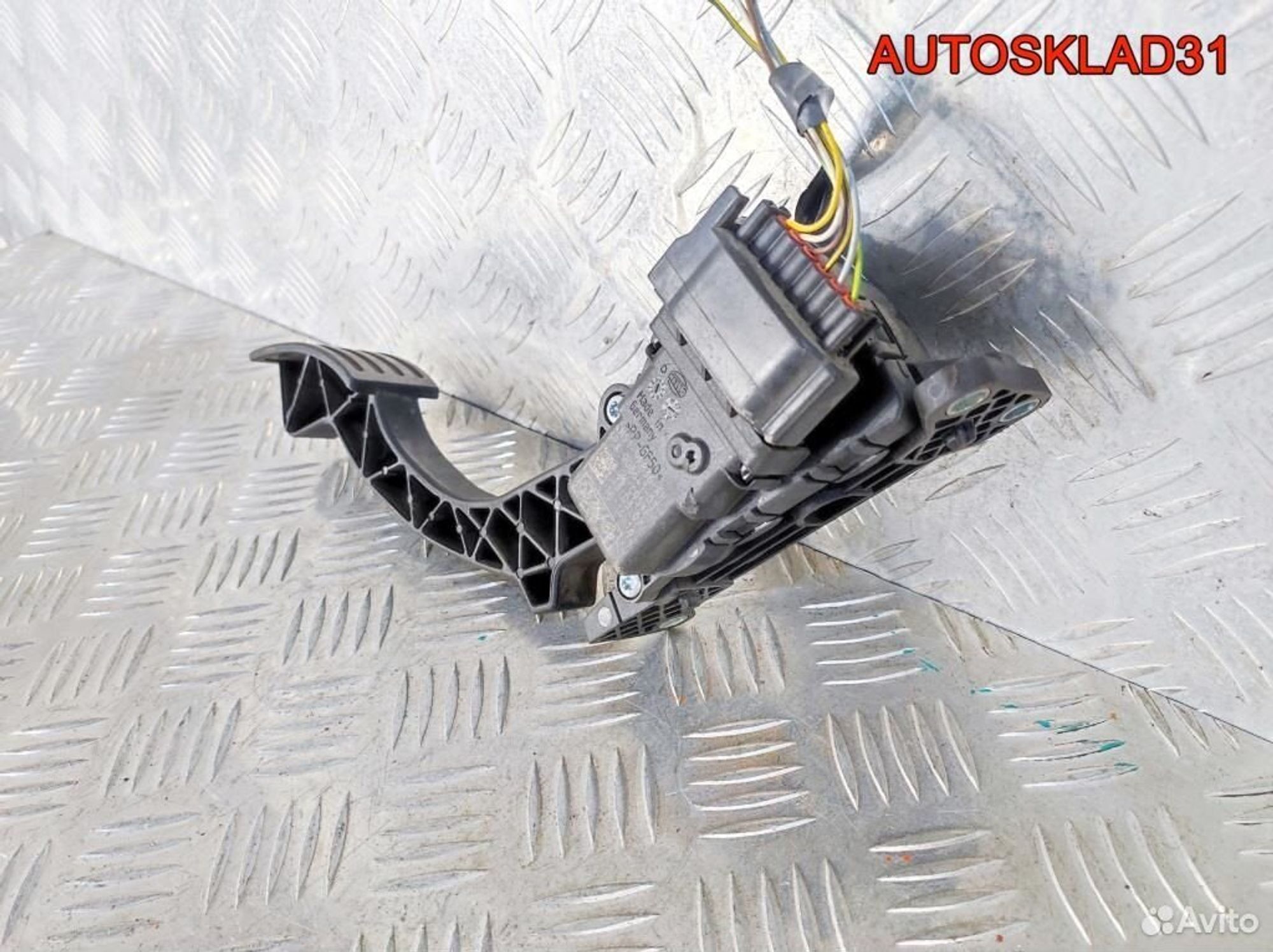 Педаль газа Ford Focus 2 4M519F836AH Дизель, 1700 рублей, Дубовое