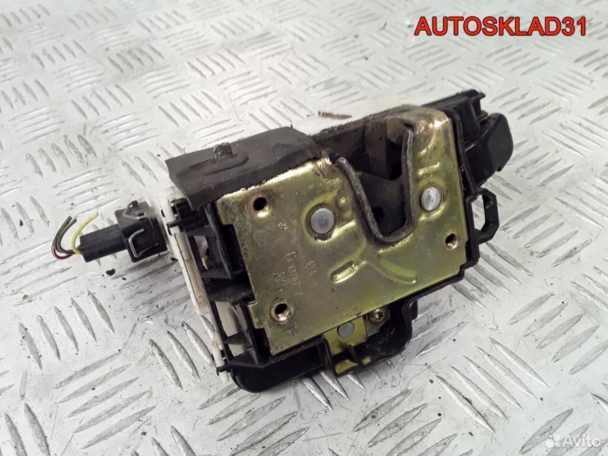 Замок двери задней правой VW Golf 3 1H4839016G, 1400 рублей, Дубовое