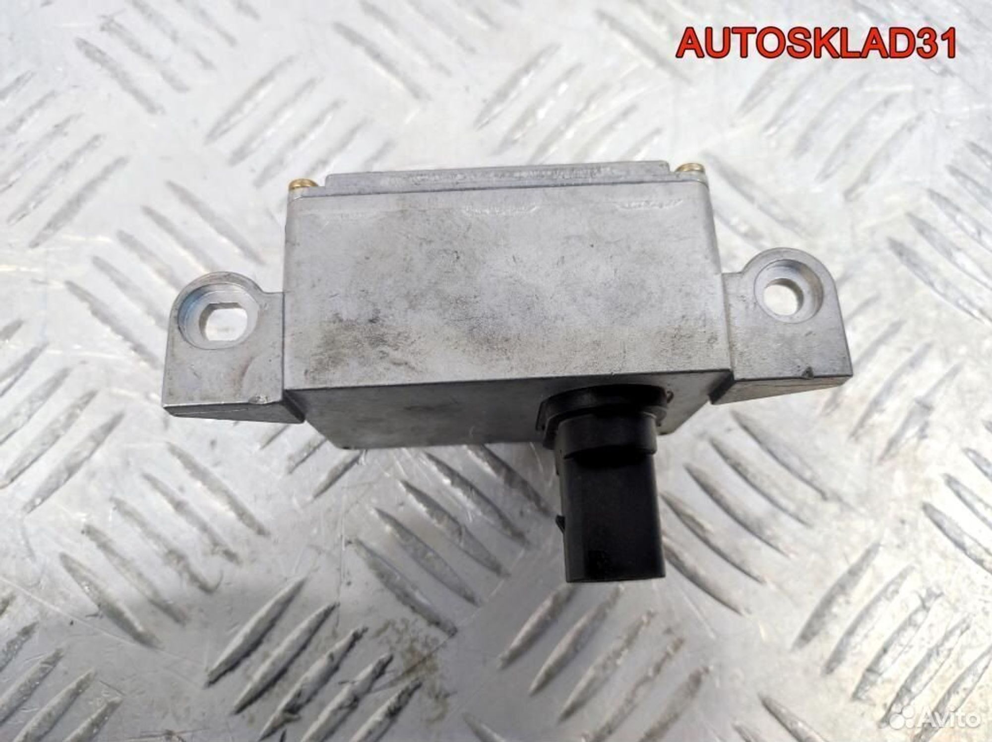 Датчик ускорения Volkswagen Touareg 7E09076522A, 2100 рублей, Дубовое