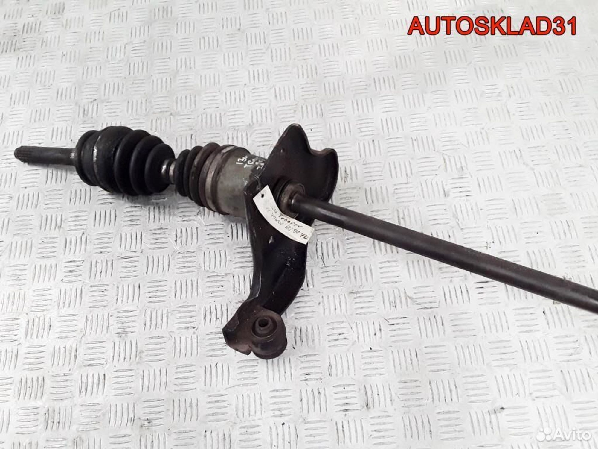 Привод передний левый для Isuzu Trooper 1990 2,8, 8100 рублей, Дубовое