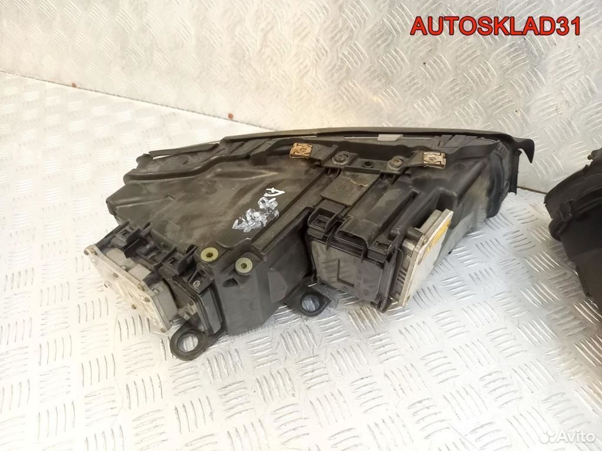 Фары адаптивный ксенон комплект Audi A8 D3 дорест, 50700 рублей, Дубовое