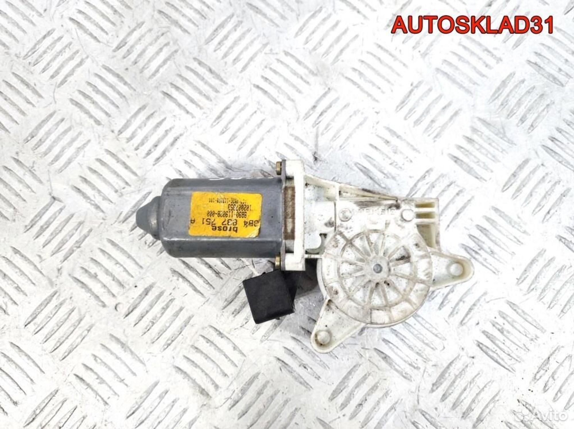 Моторчик стеклоподъёмника VW Passat B5 3B4837751A, 1400 рублей, Дубовое