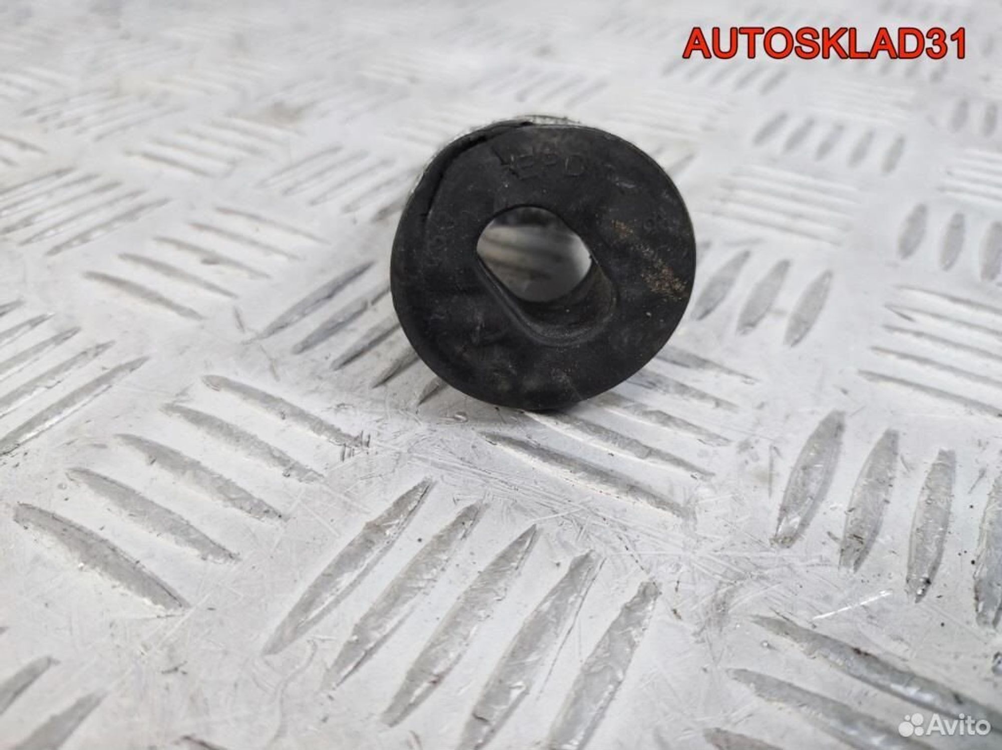 Кронштейн радиатора верхний Opel Meriva 13231452, 1100 рублей, Дубовое