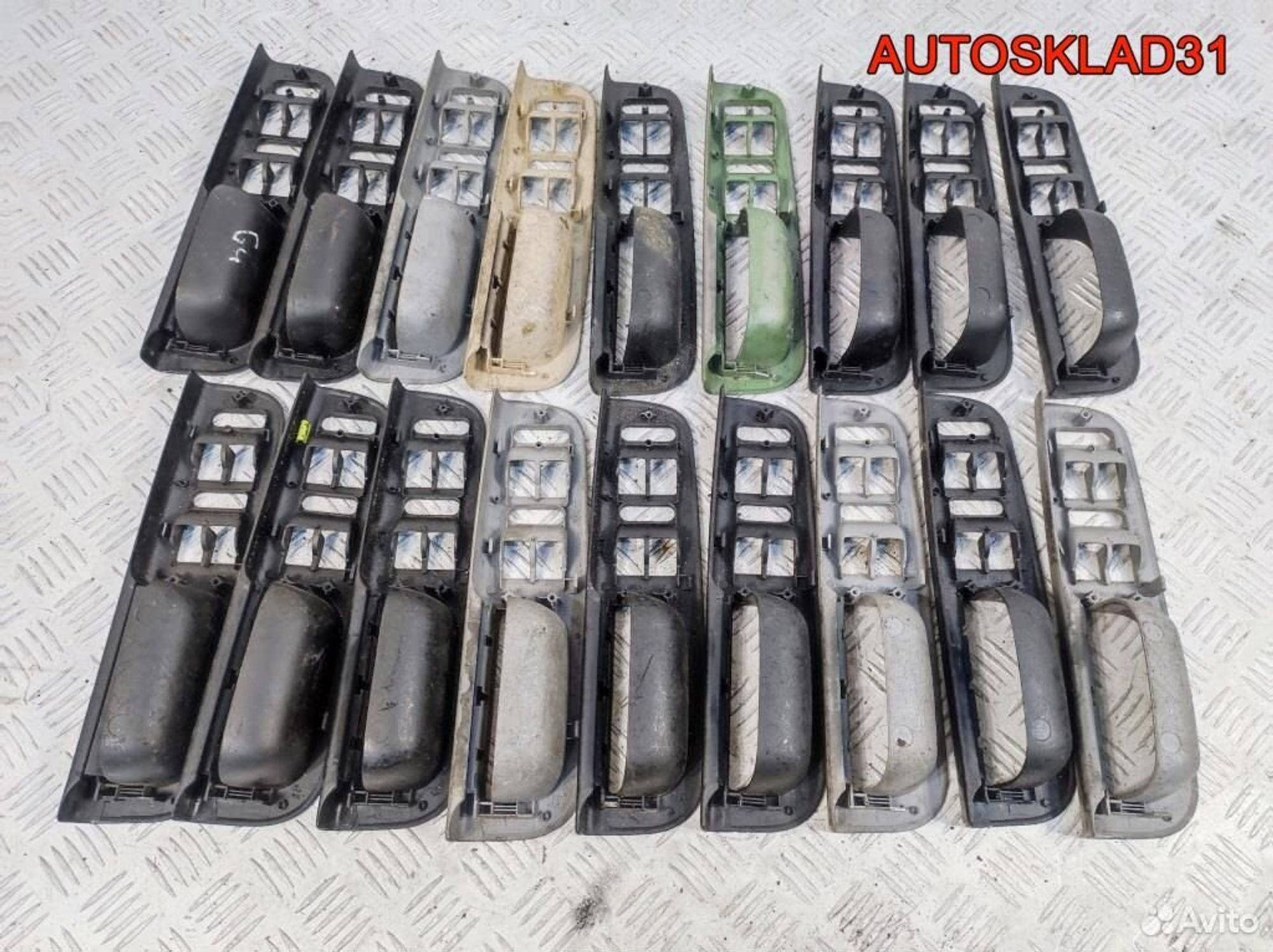 Накладка ручки внутренней VW Passat B5 3B1867171E, 900 рублей, Дубовое