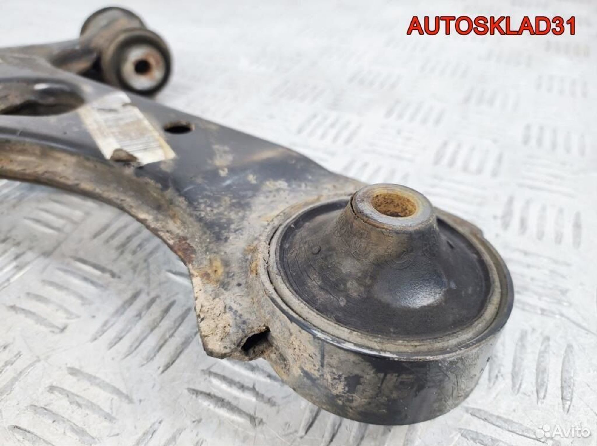 Рычаг передний правый Opel Corsa D 55703231, 1700 рублей, Дубовое