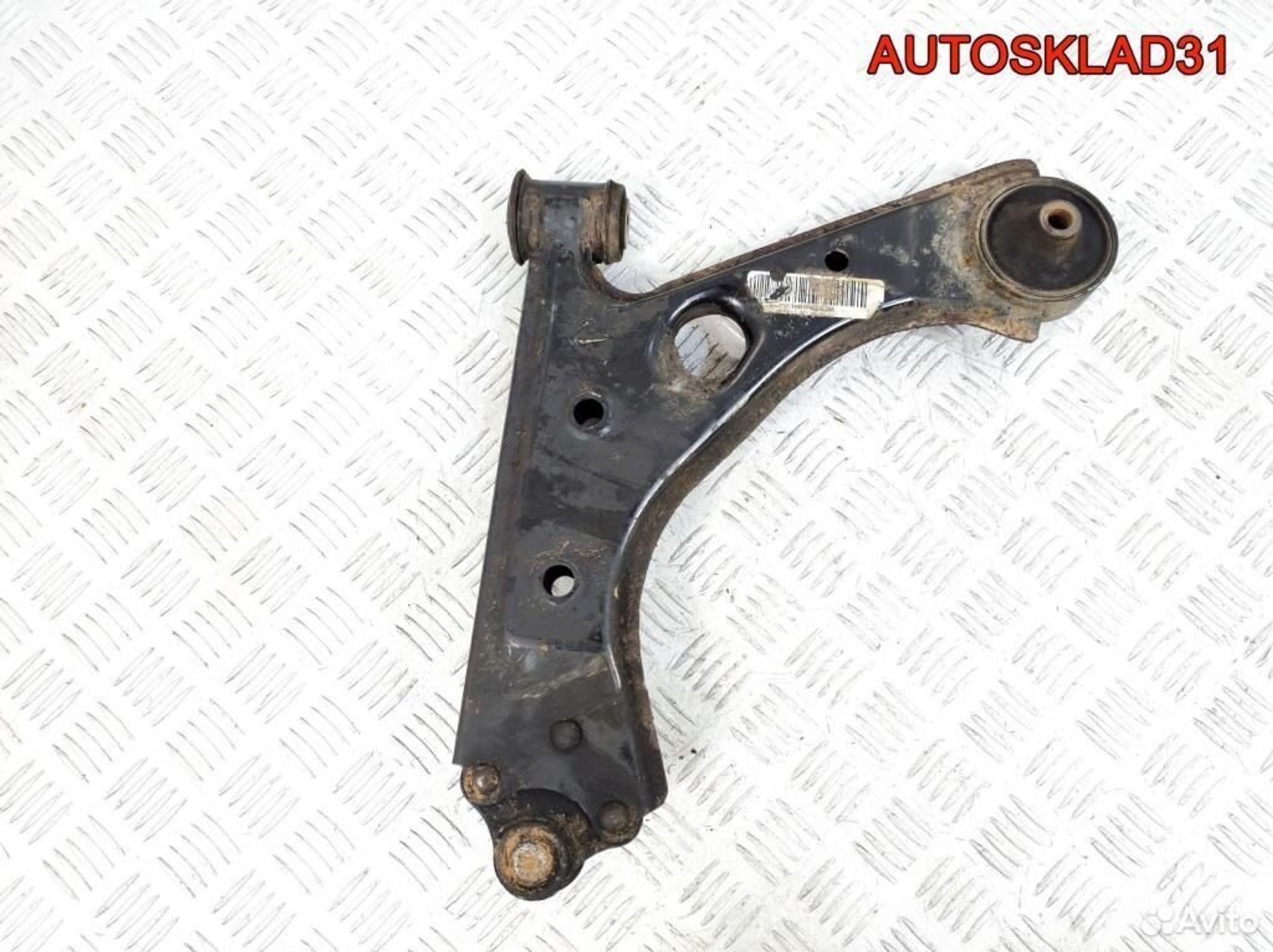 Рычаг передний правый Opel Corsa D 55703231, 1700 рублей, Дубовое