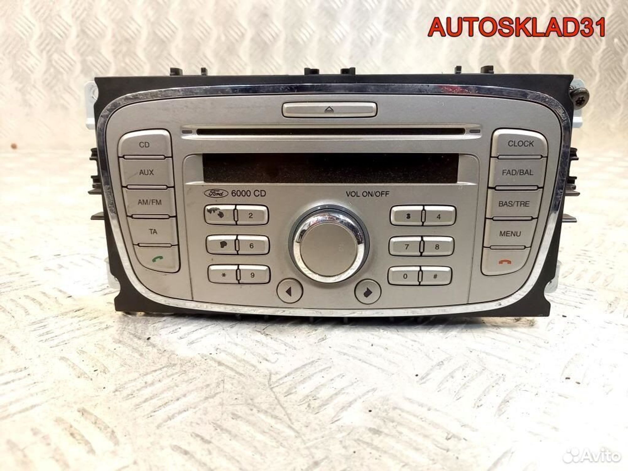 Магнитола с кодом Ford Focus 2 6000CD, 2700 рублей, Дубовое