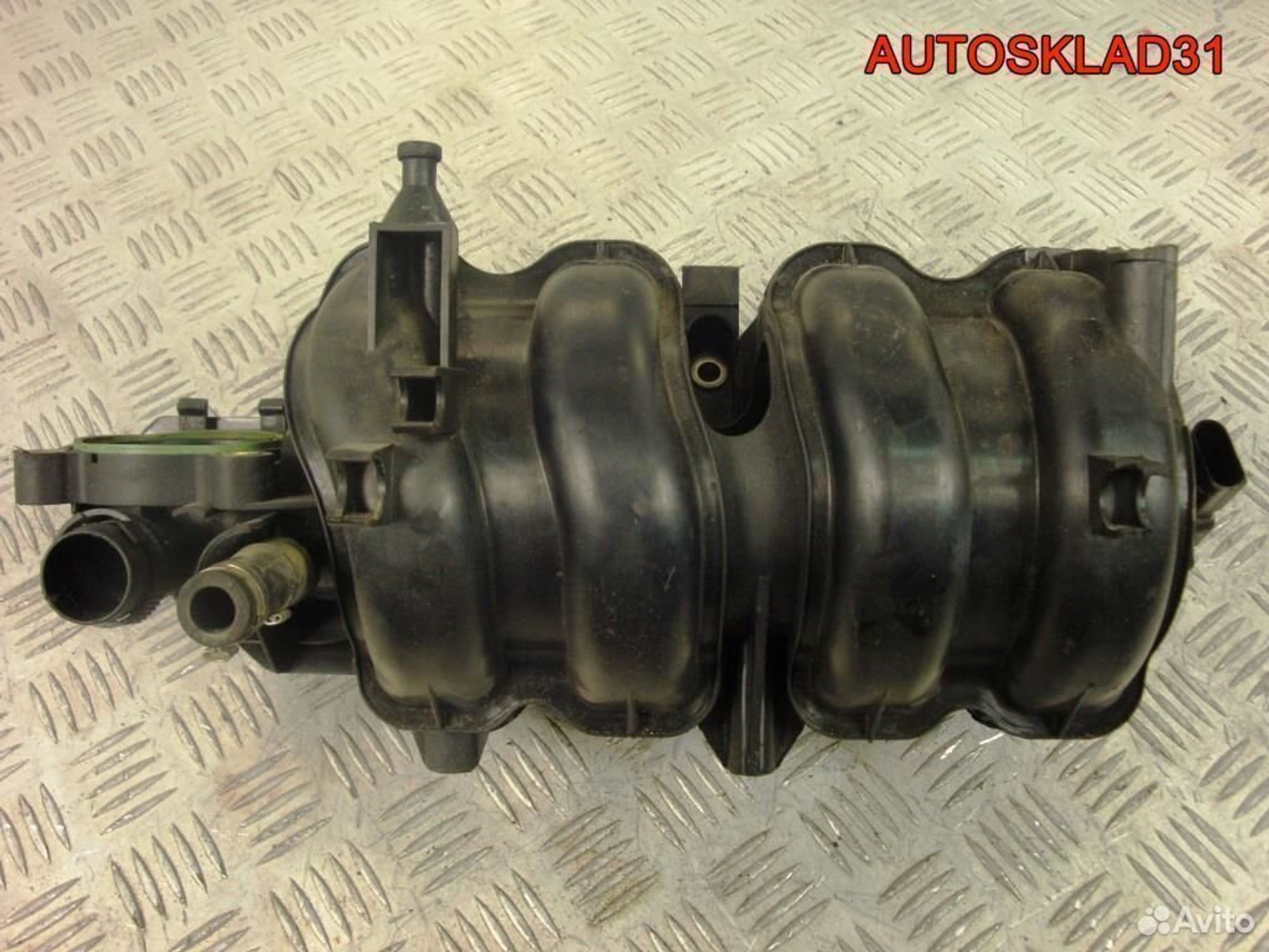 Коллектор впускной Volkswagen Polo 036129711DP, 900 рублей, Дубовое