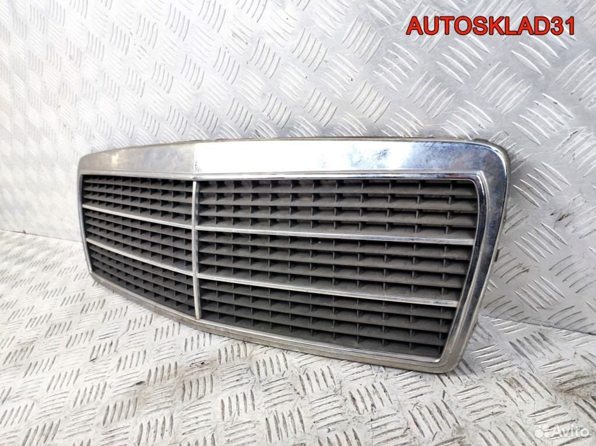 Решетка радиатора Mercedes Benz W210 A2108880023, 2900 рублей, Дубовое