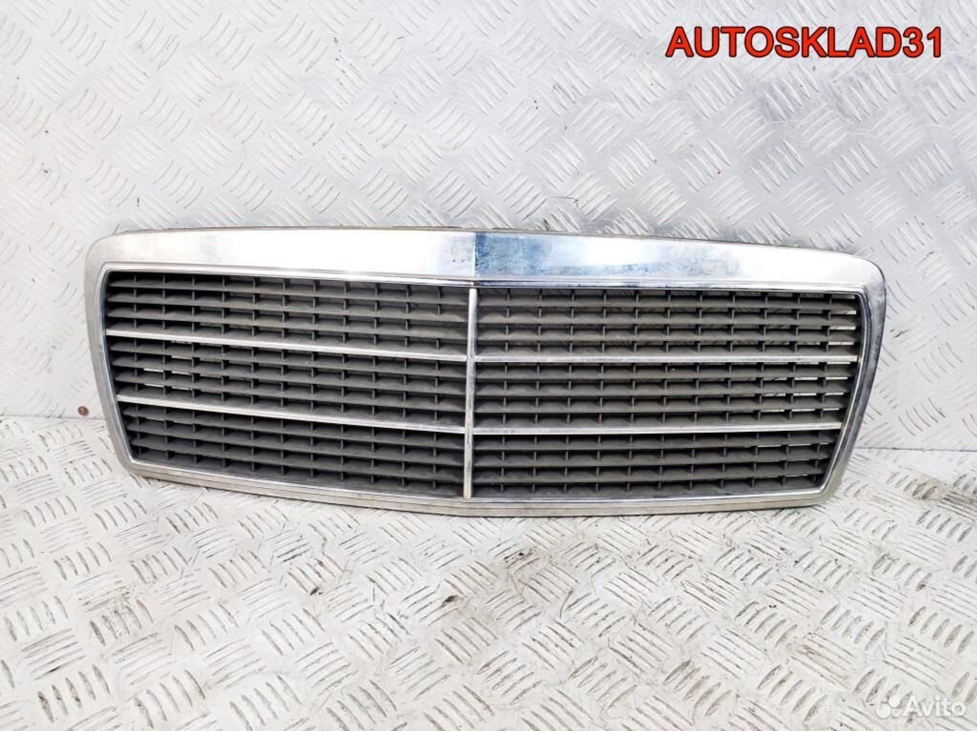 Решетка радиатора Mercedes Benz W210 A2108880023, 2900 рублей, Дубовое